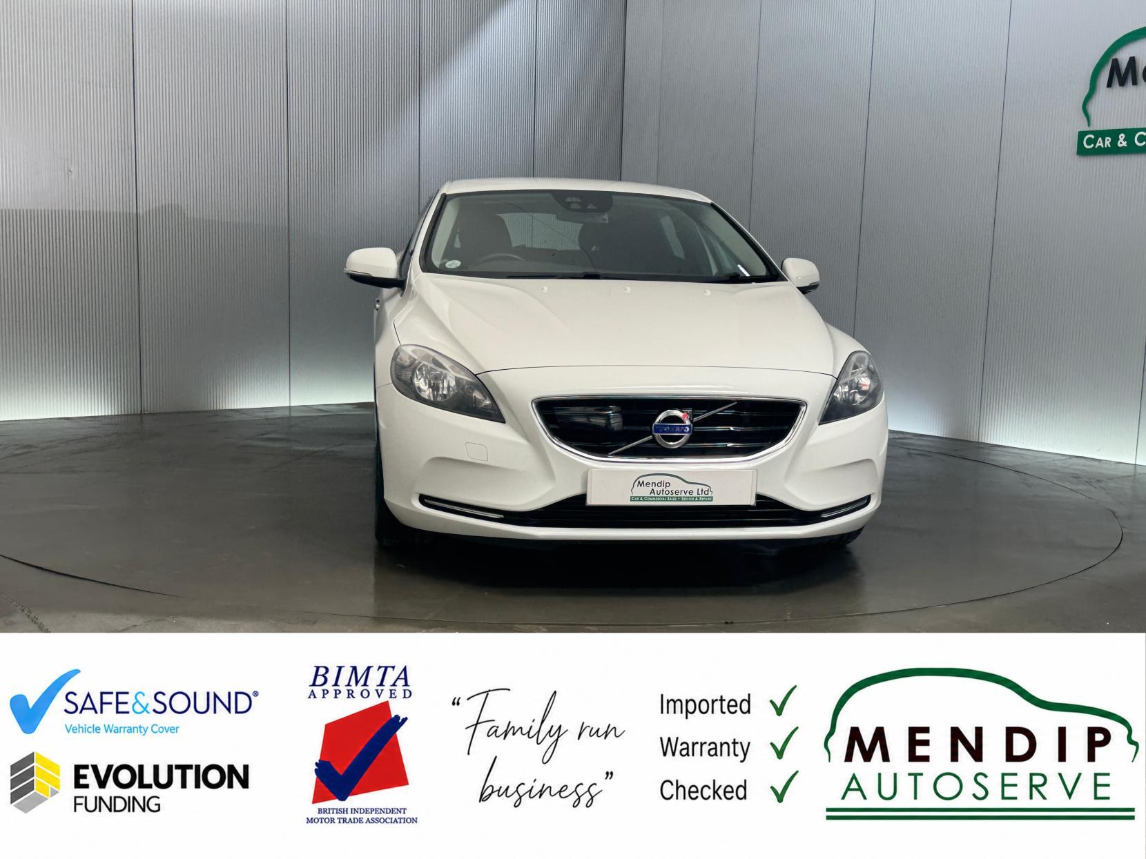 Volvo V40 view 42