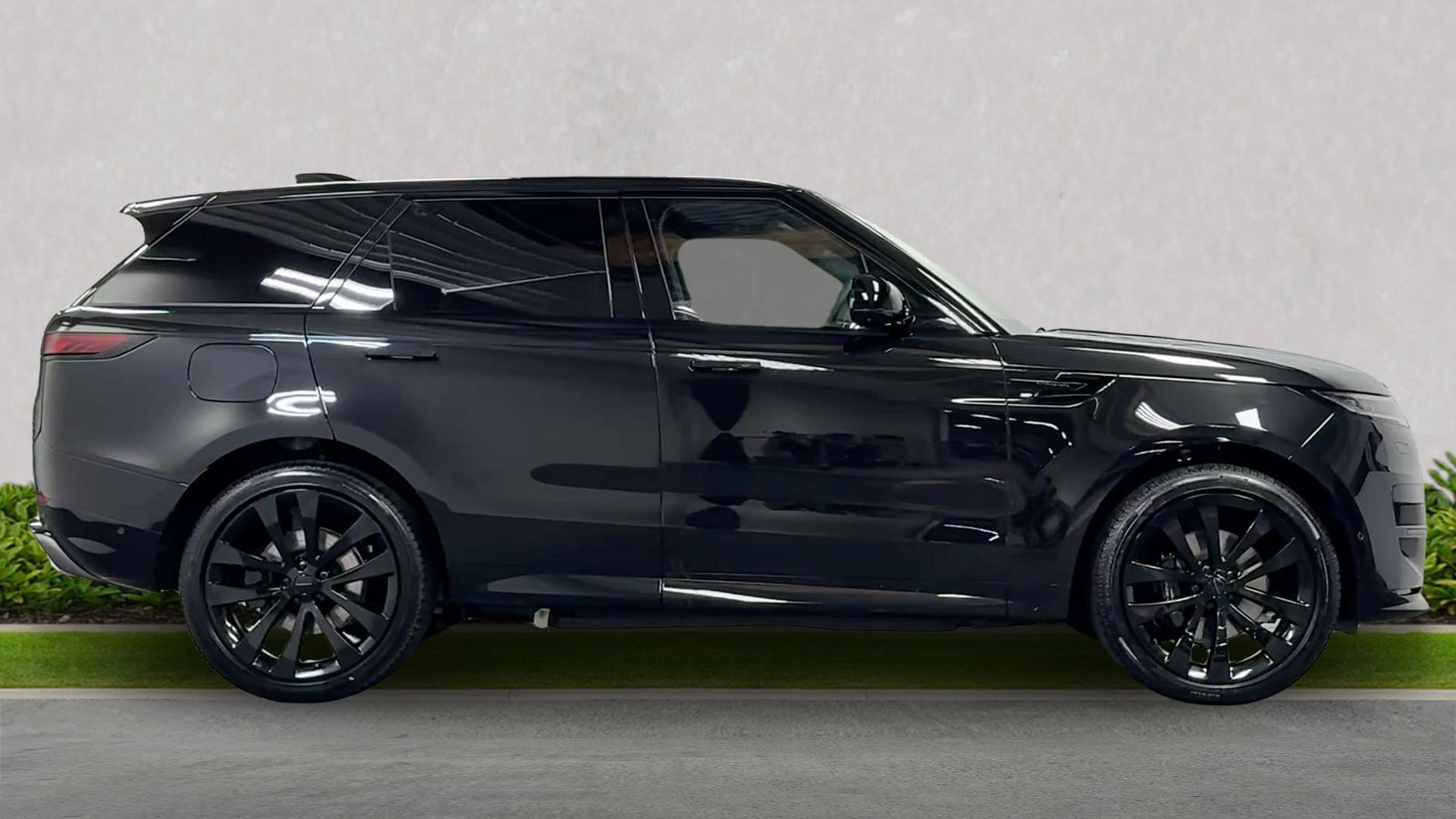 Land Rover Range Rover Sport view 5