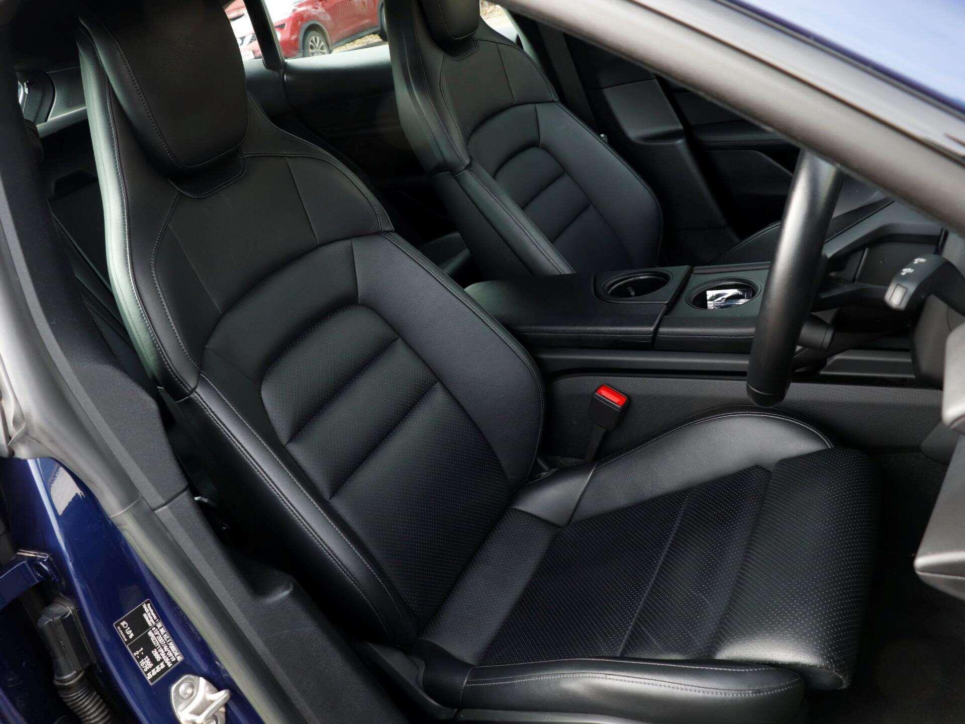 Porsche Taycan view 23