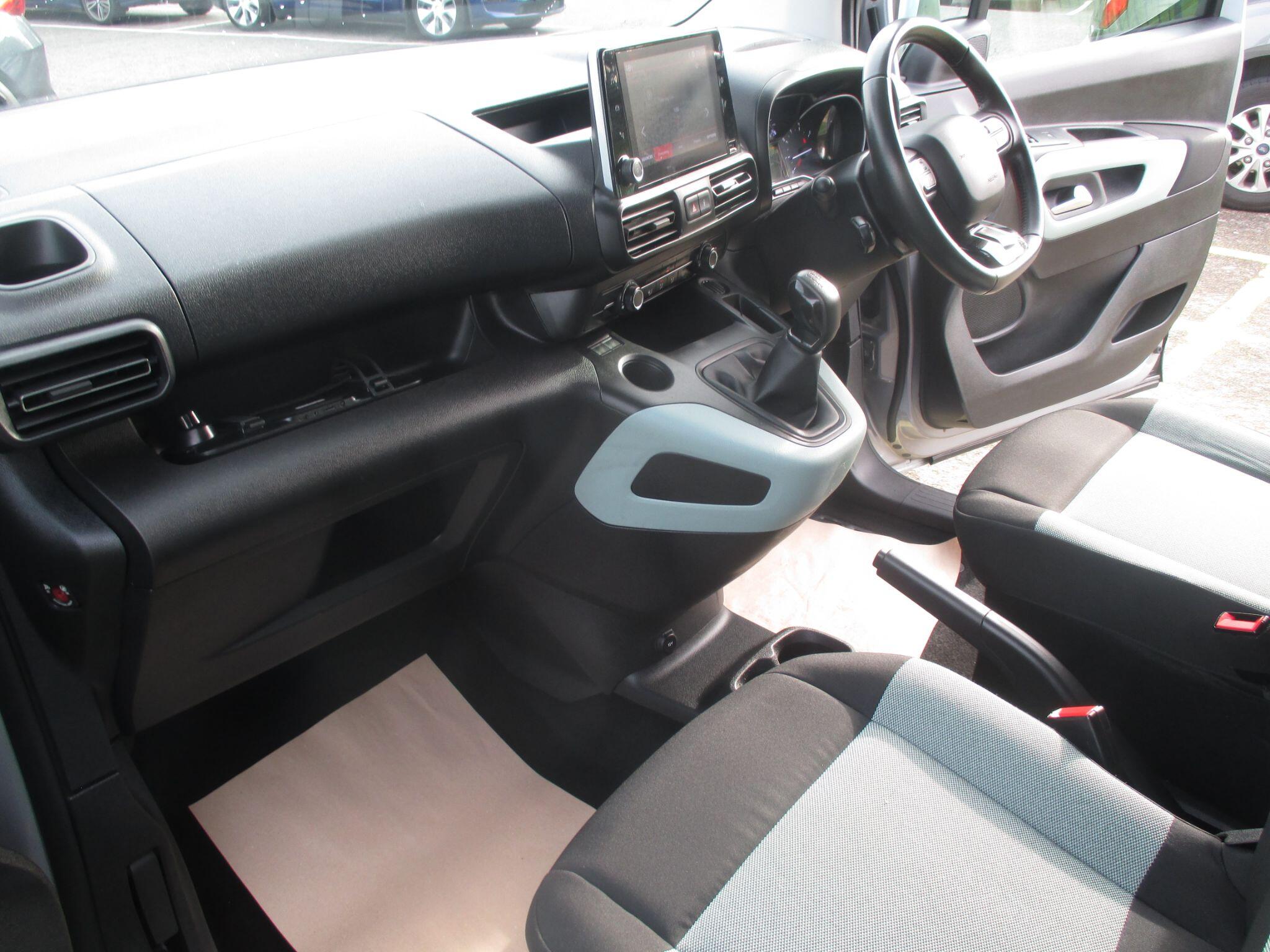 Citroen Berlingo view 31