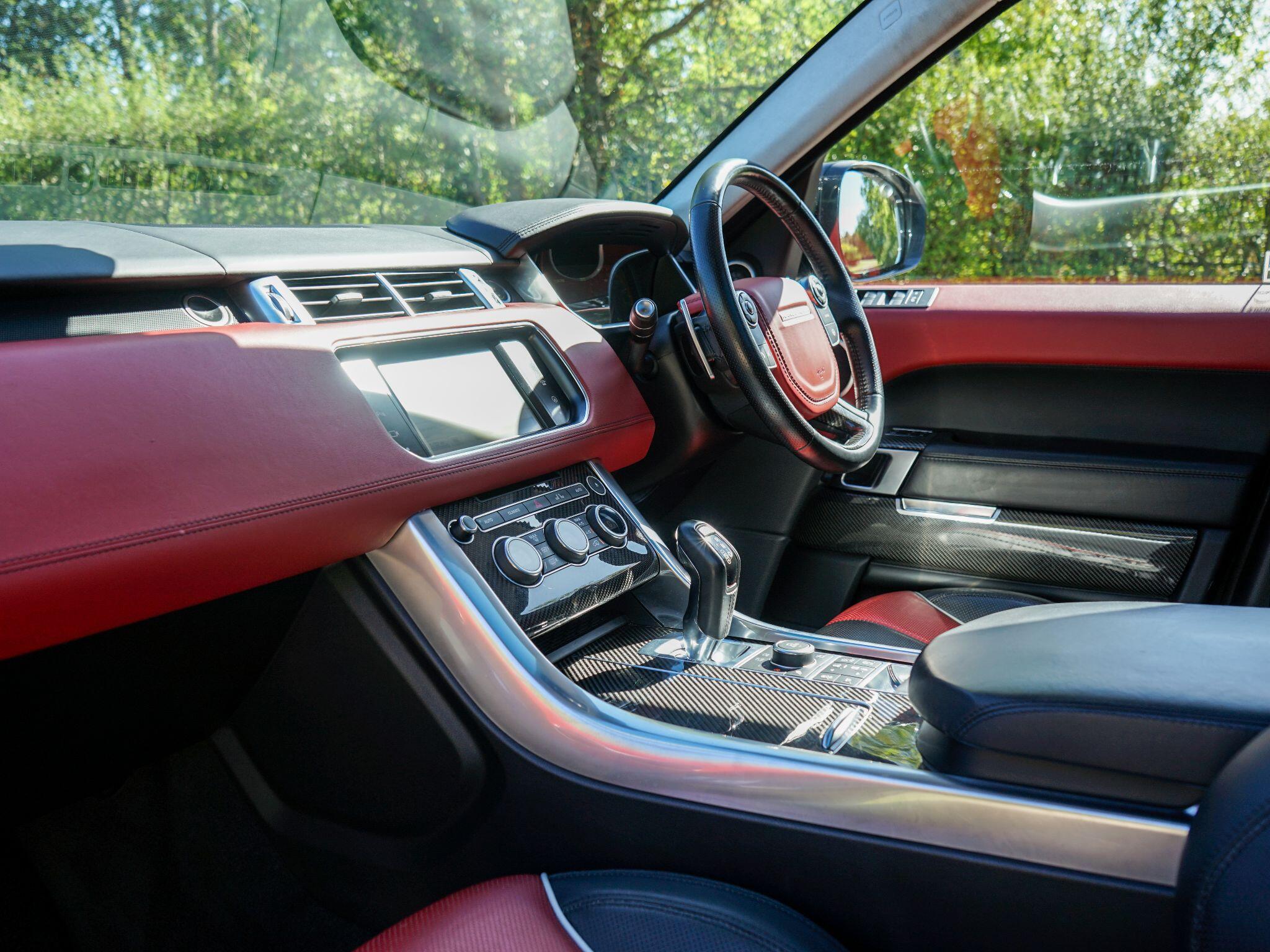 Land Rover Range Rover Sport view 17
