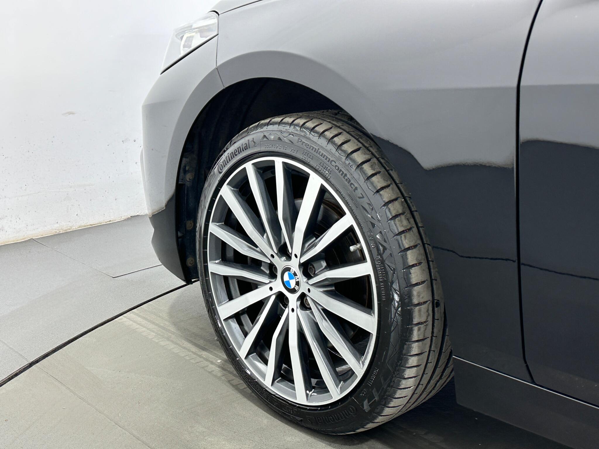 BMW 2 Series view 51