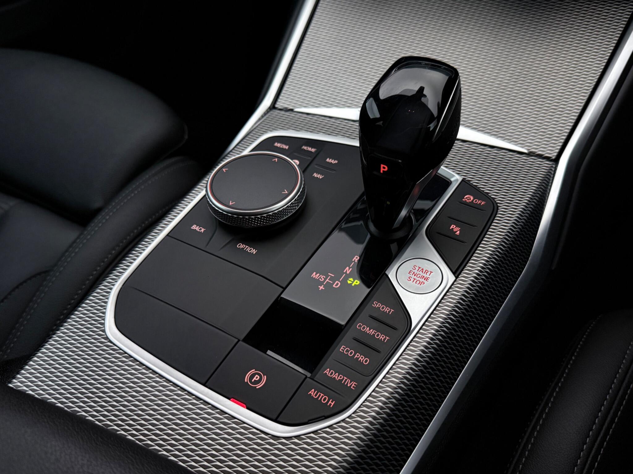 BMW 3 Series view 23