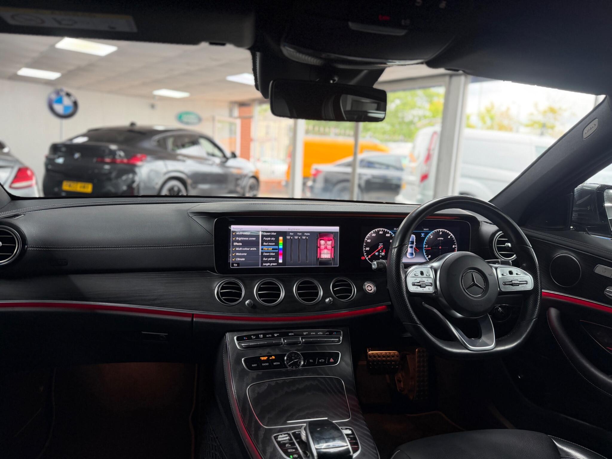 Mercedes-Benz E Class view 43