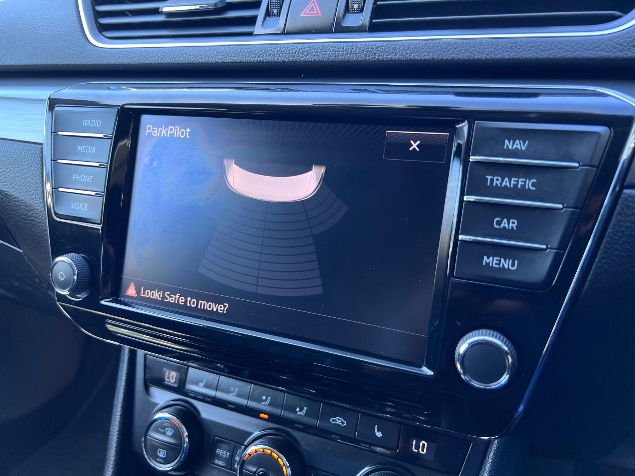 Skoda Superb view 24
