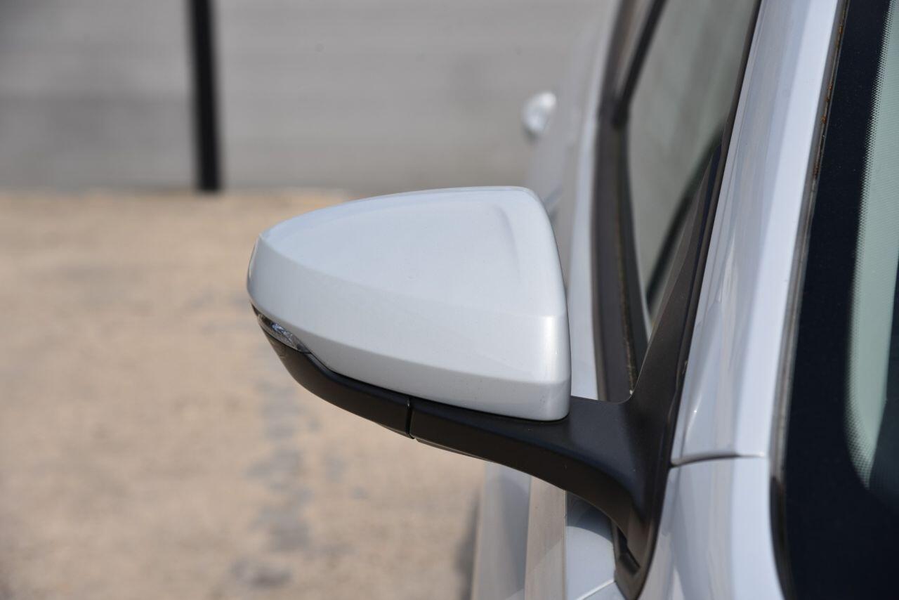 Volkswagen Polo view 14