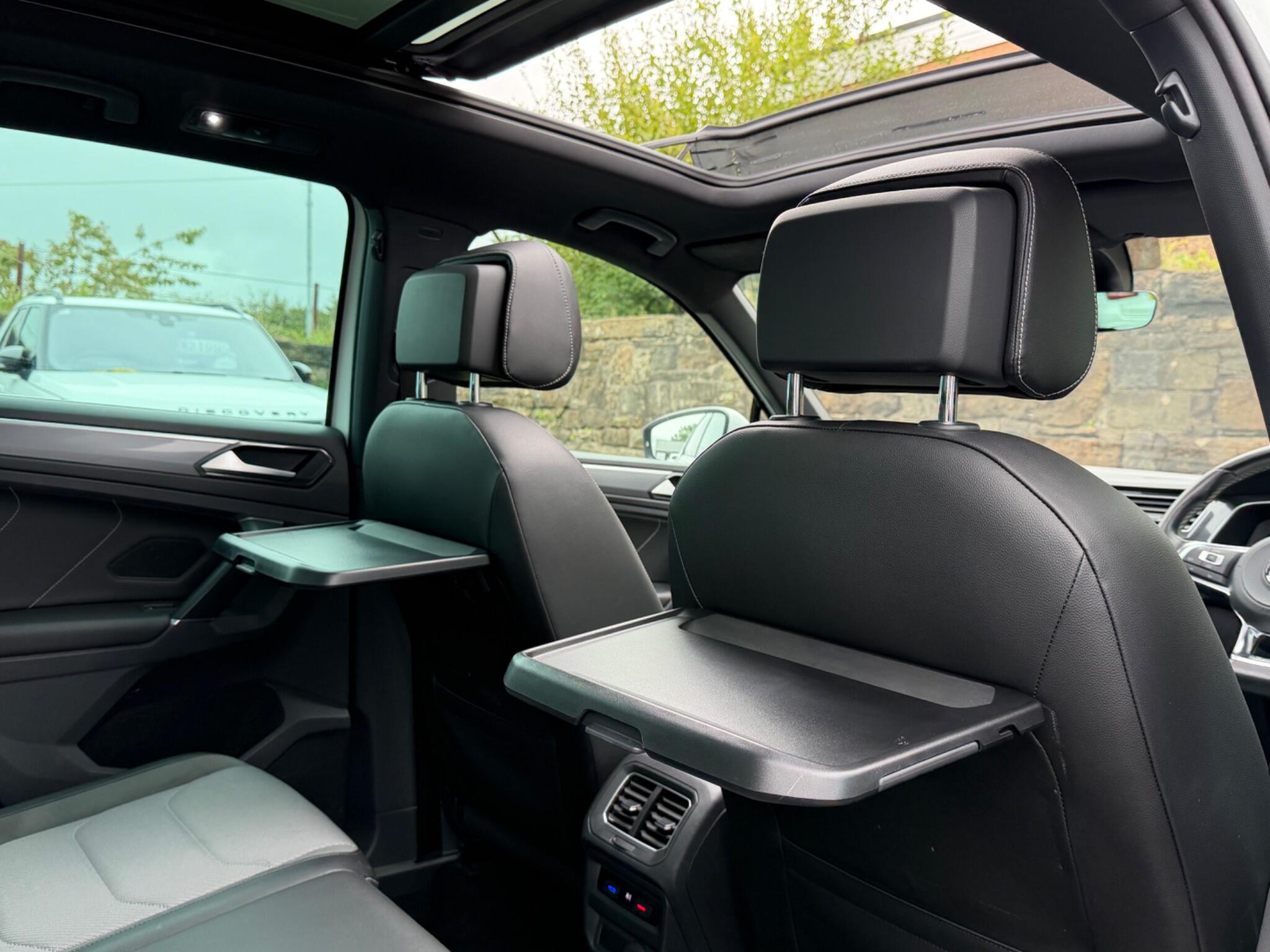 Volkswagen Tiguan view 21