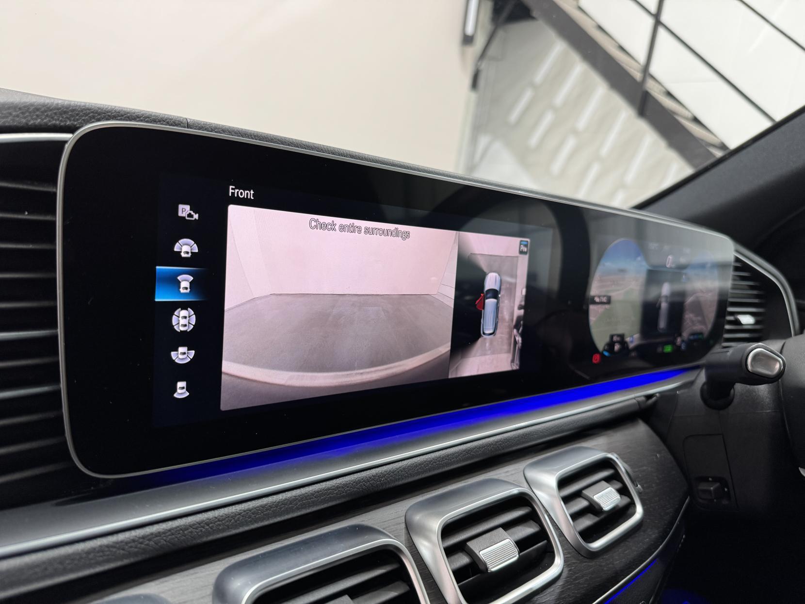 Mercedes-Benz Gle view 66