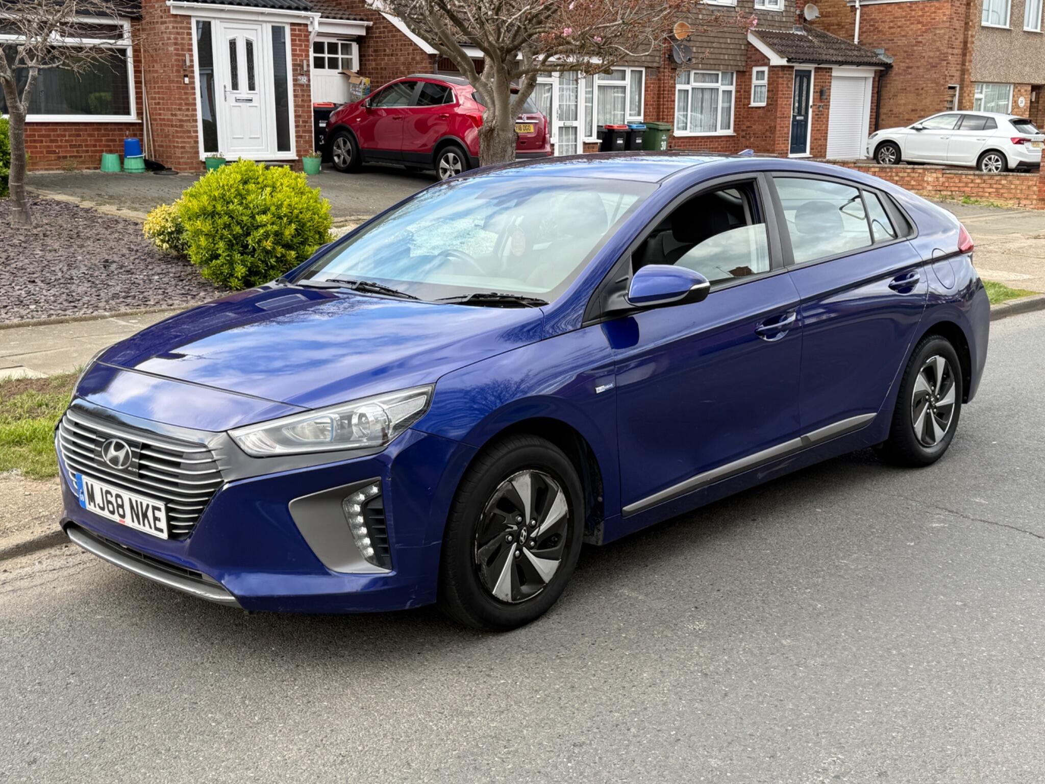 Hyundai IONIQ - Image 7