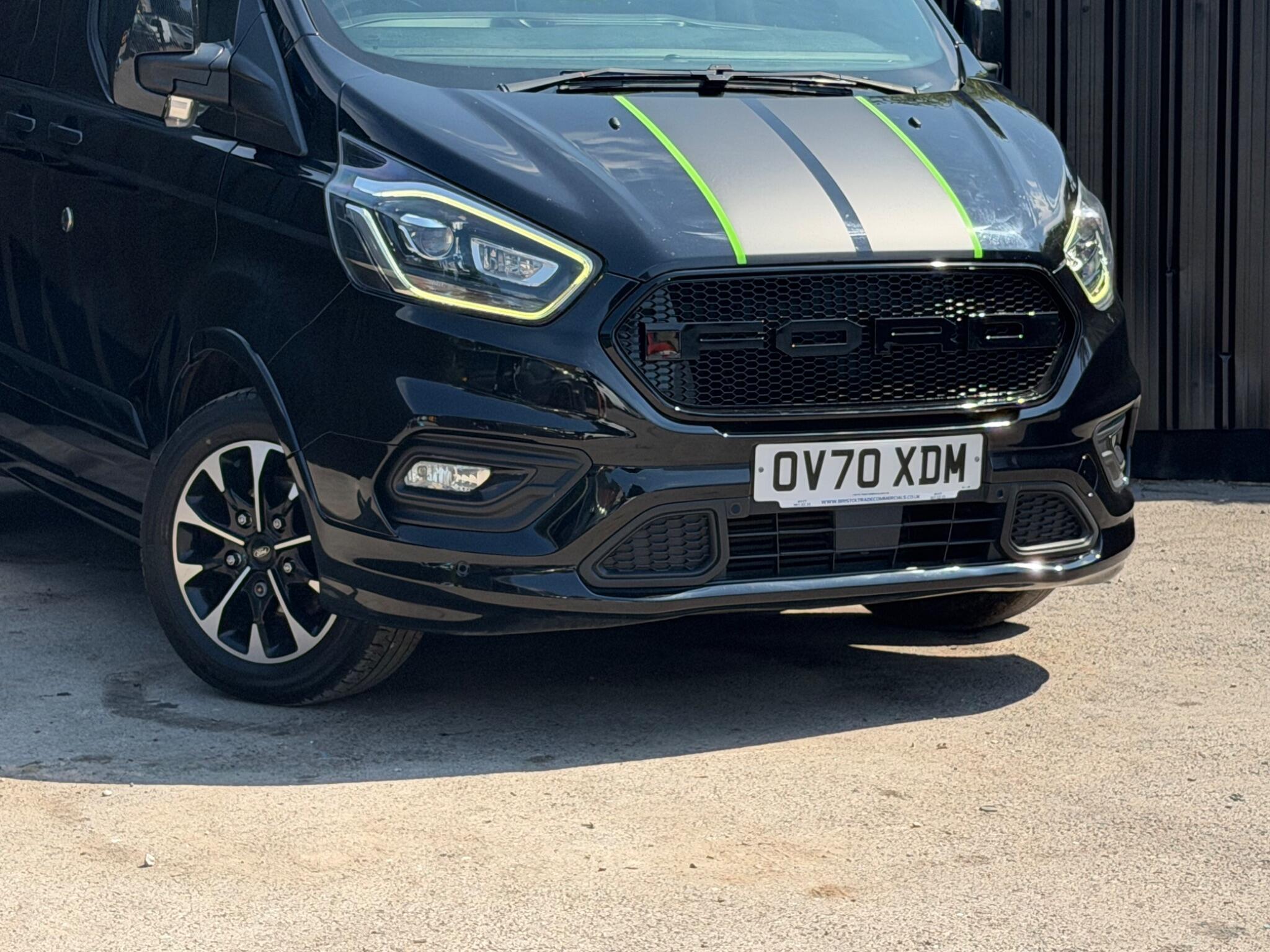 Ford Transit Custom view 69