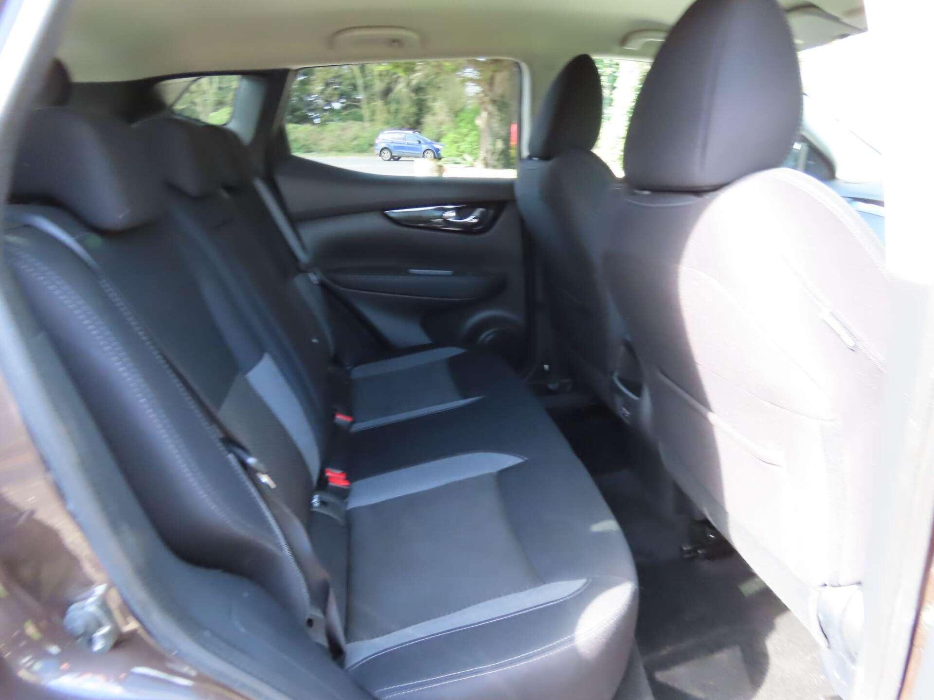 Nissan Qashqai view 9