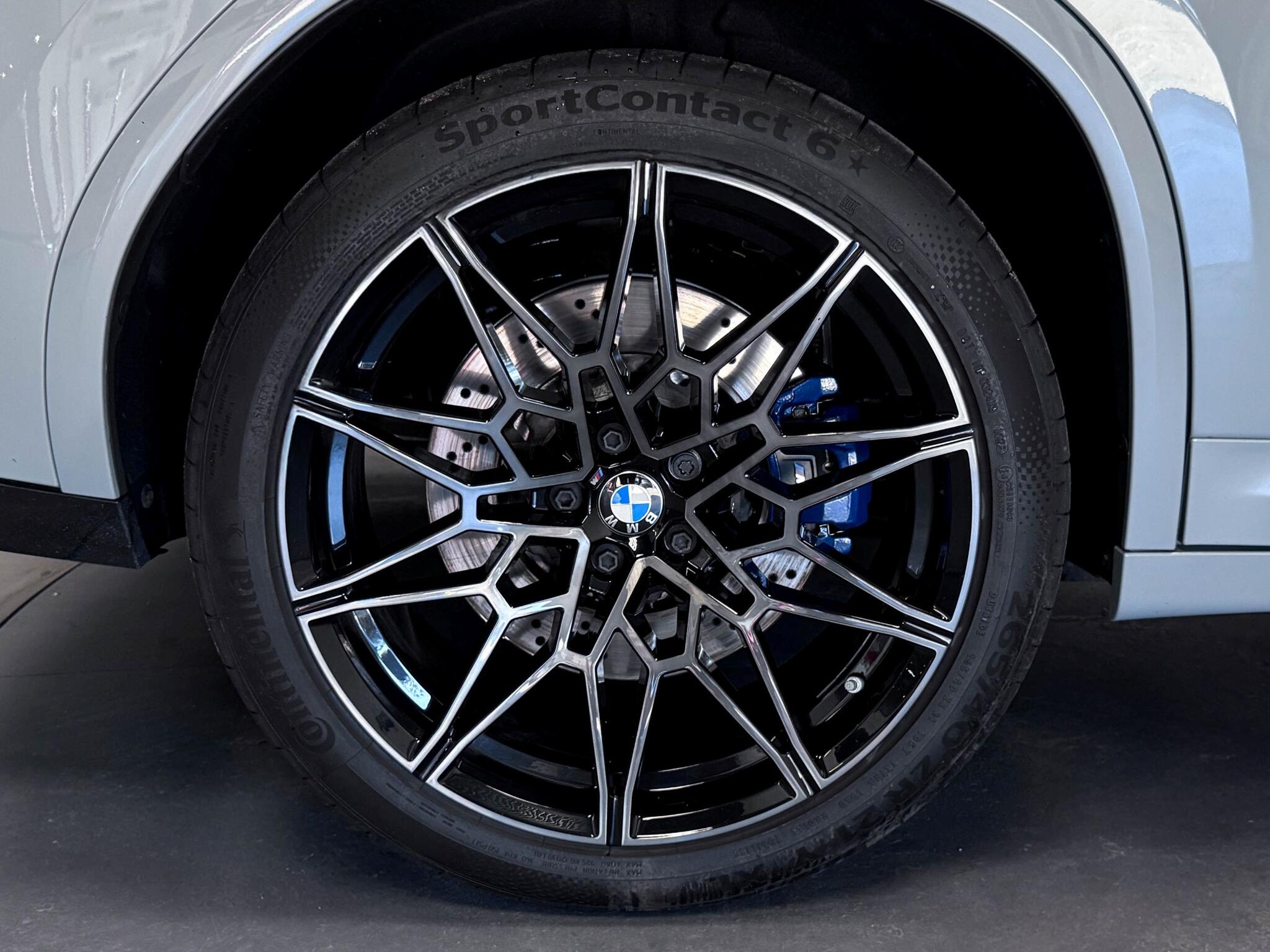 BMW X4 M view 70
