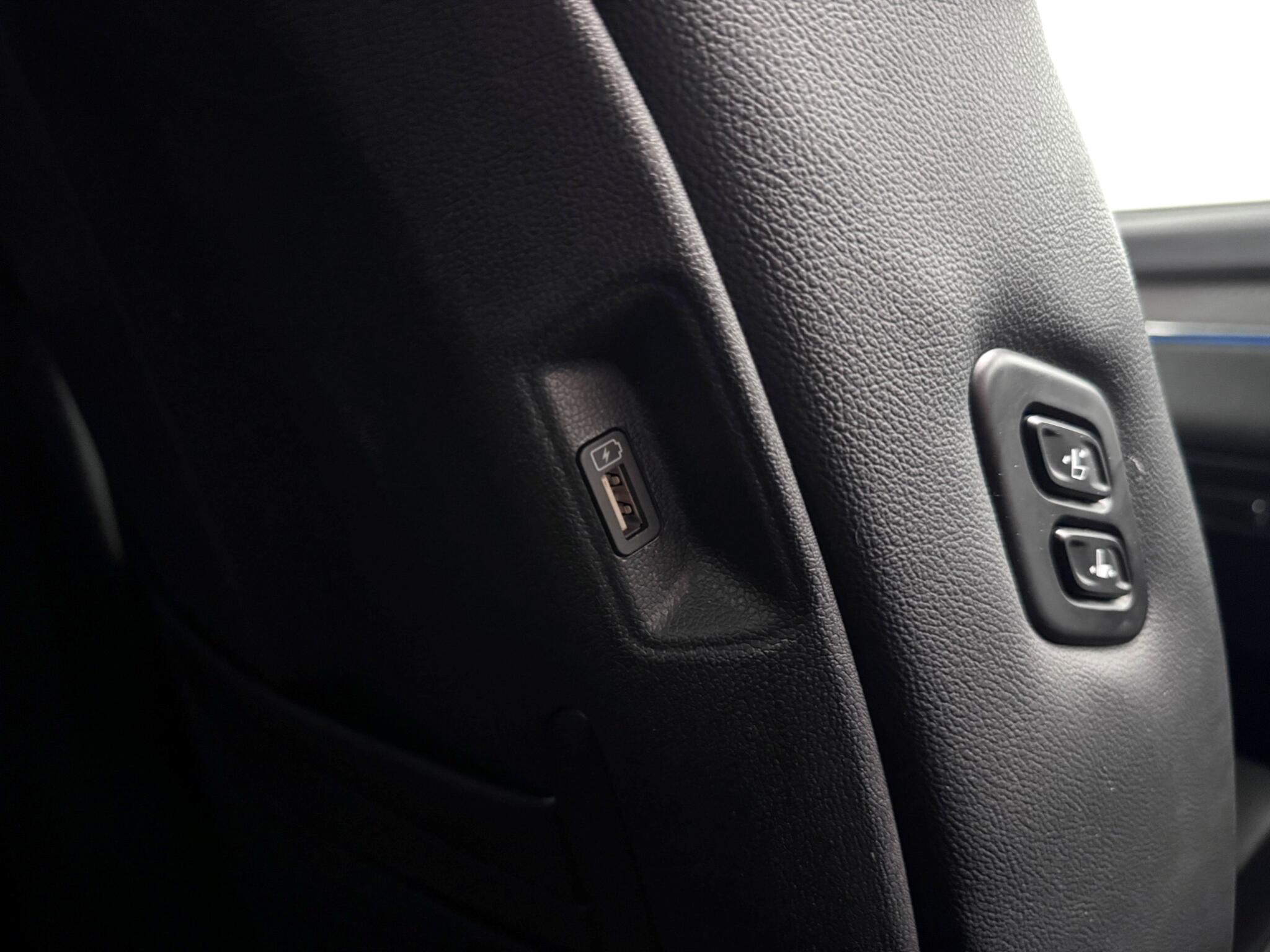 Kia Sorento view 43
