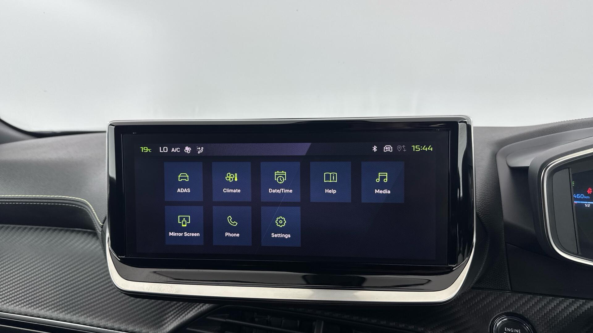 Peugeot 2008 view 28