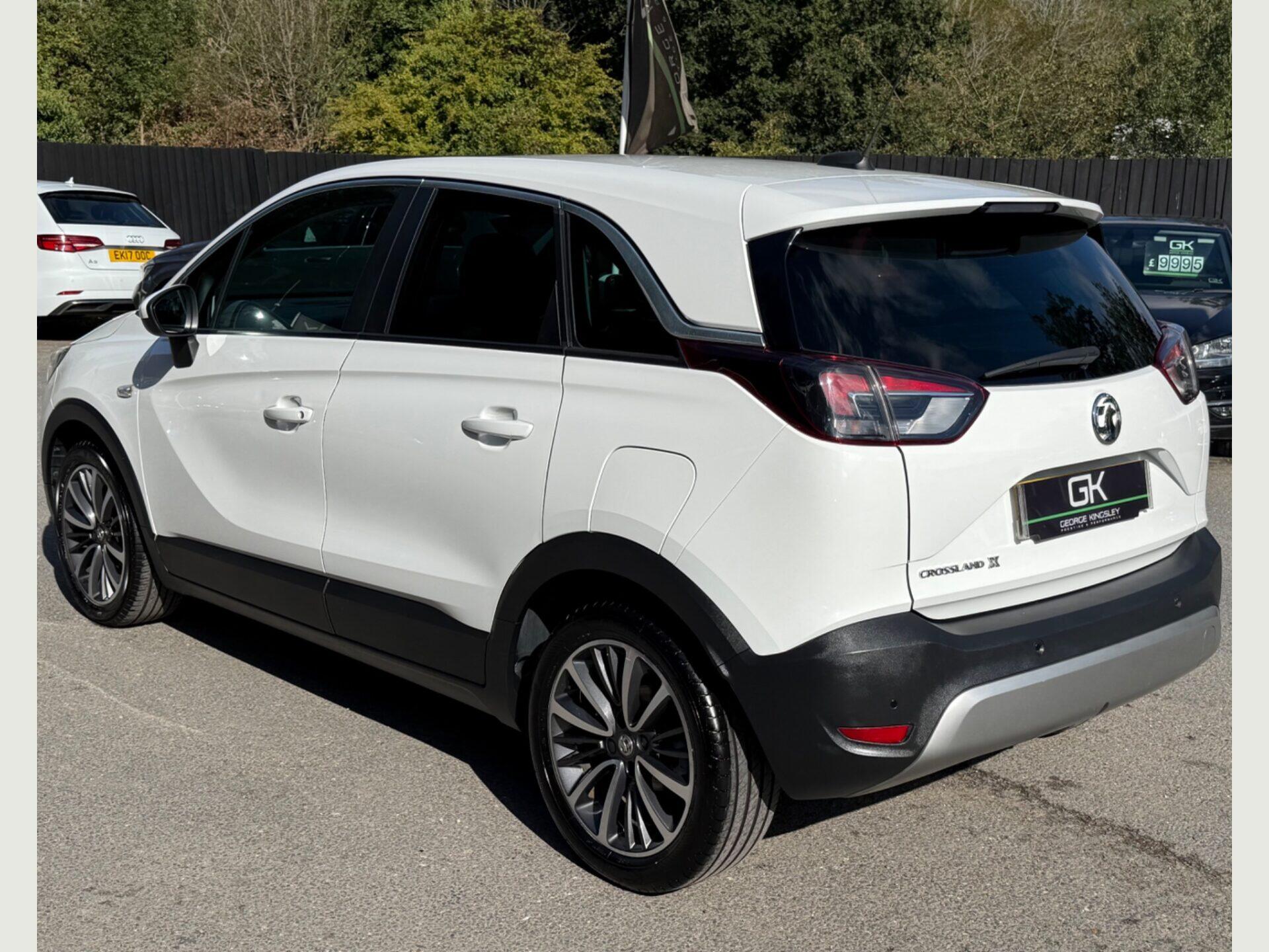 Vauxhall Crossland X view 2