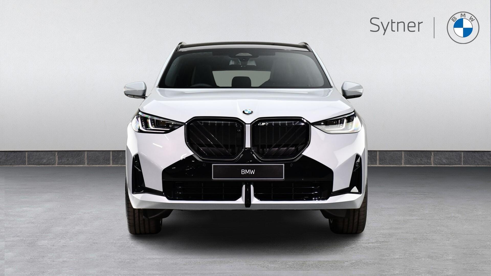 BMW X3 view 16