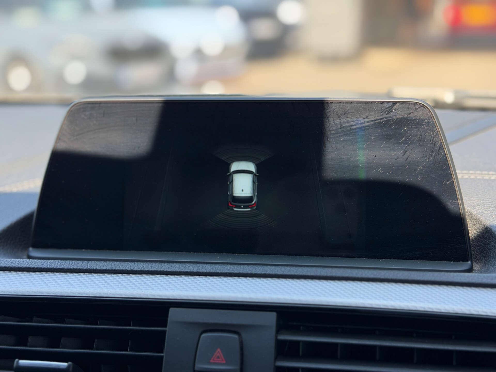 BMW 1 Series view 11