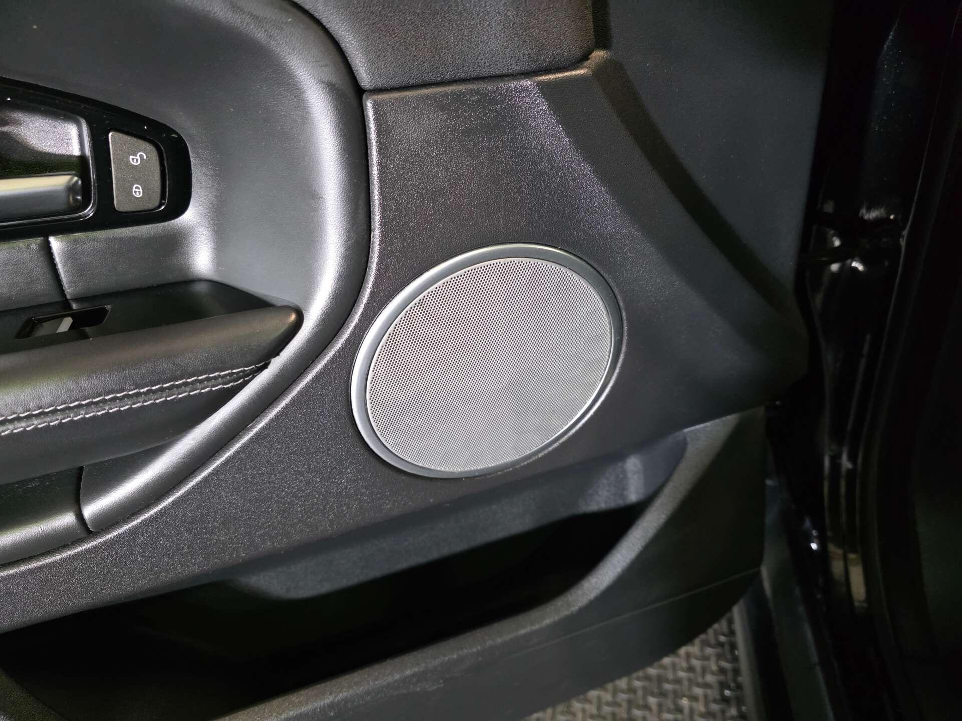 Land Rover Range Rover Evoque view 71