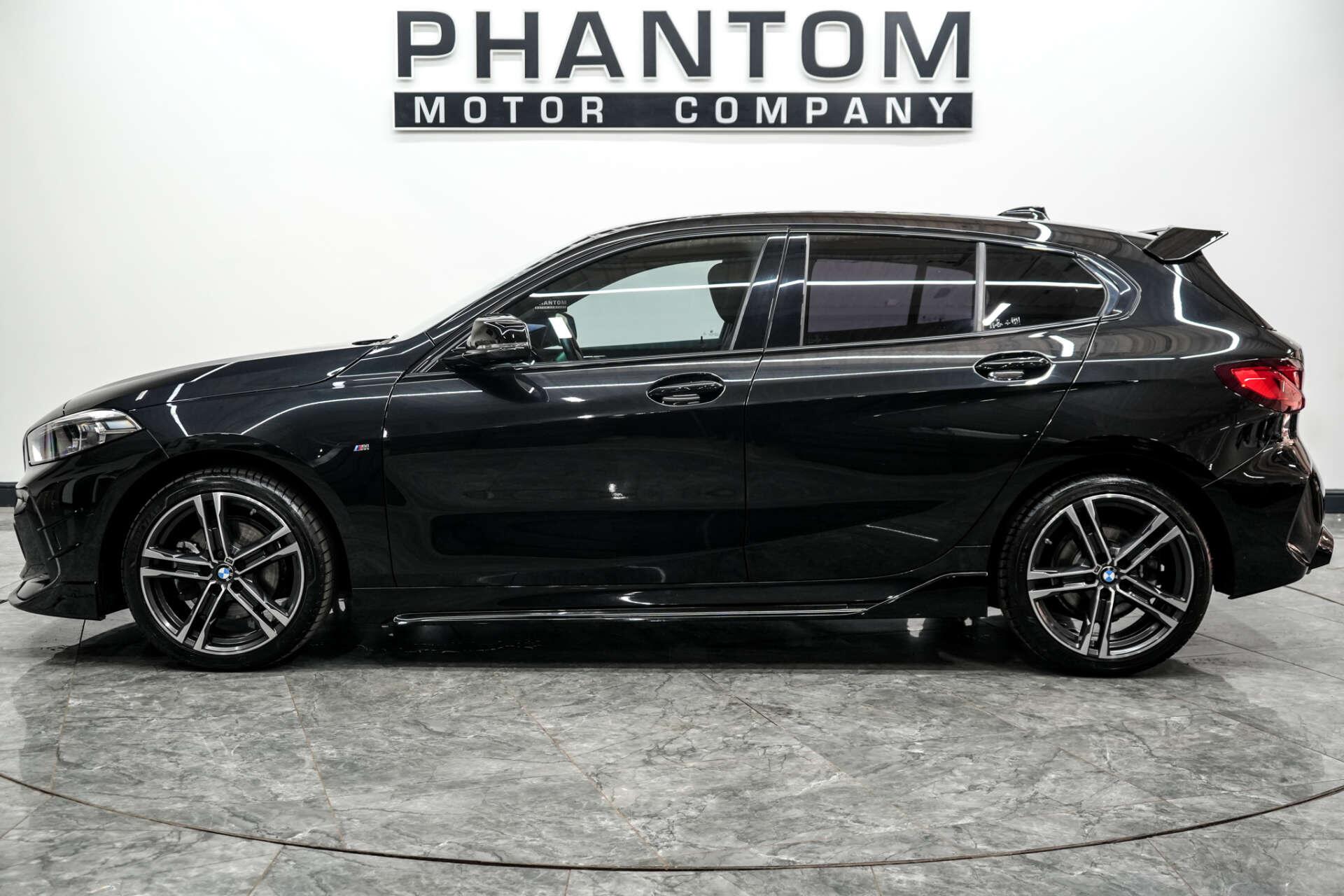 BMW 1 Series view 3