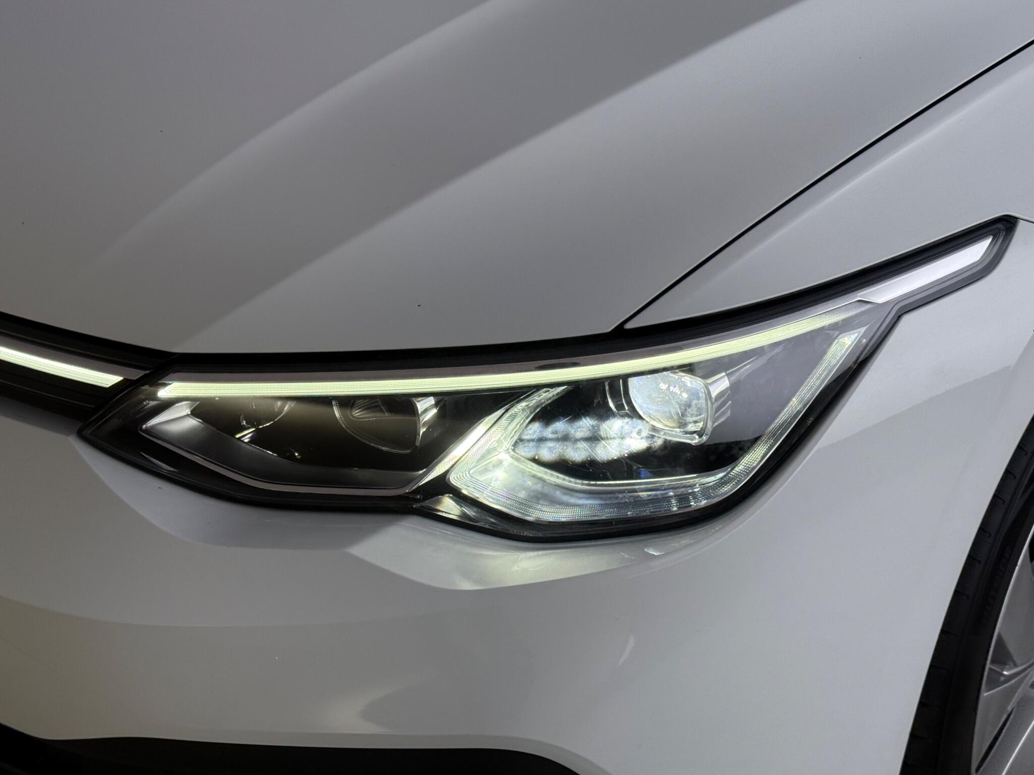 Volkswagen Golf view 12