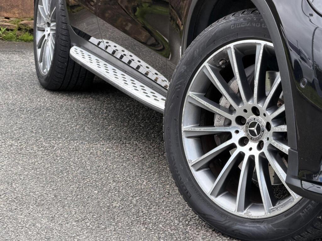 Mercedes-Benz GLC view 53