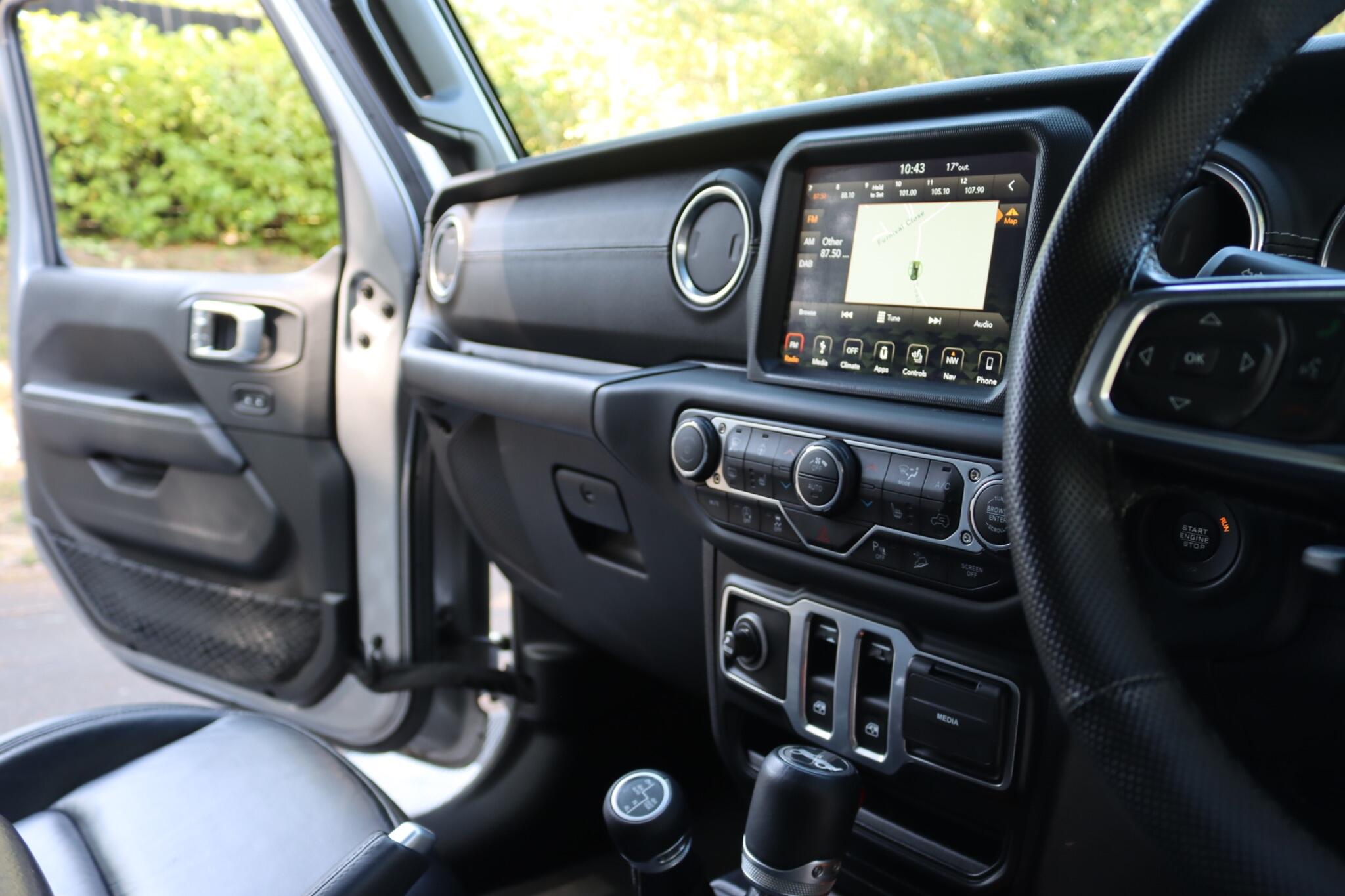 Jeep Wrangler view 42