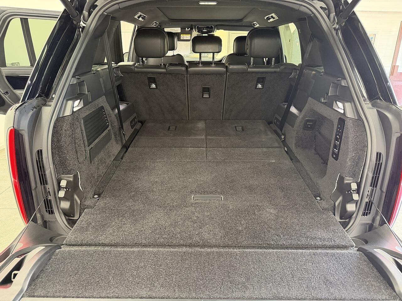 Land Rover Range Rover view 6