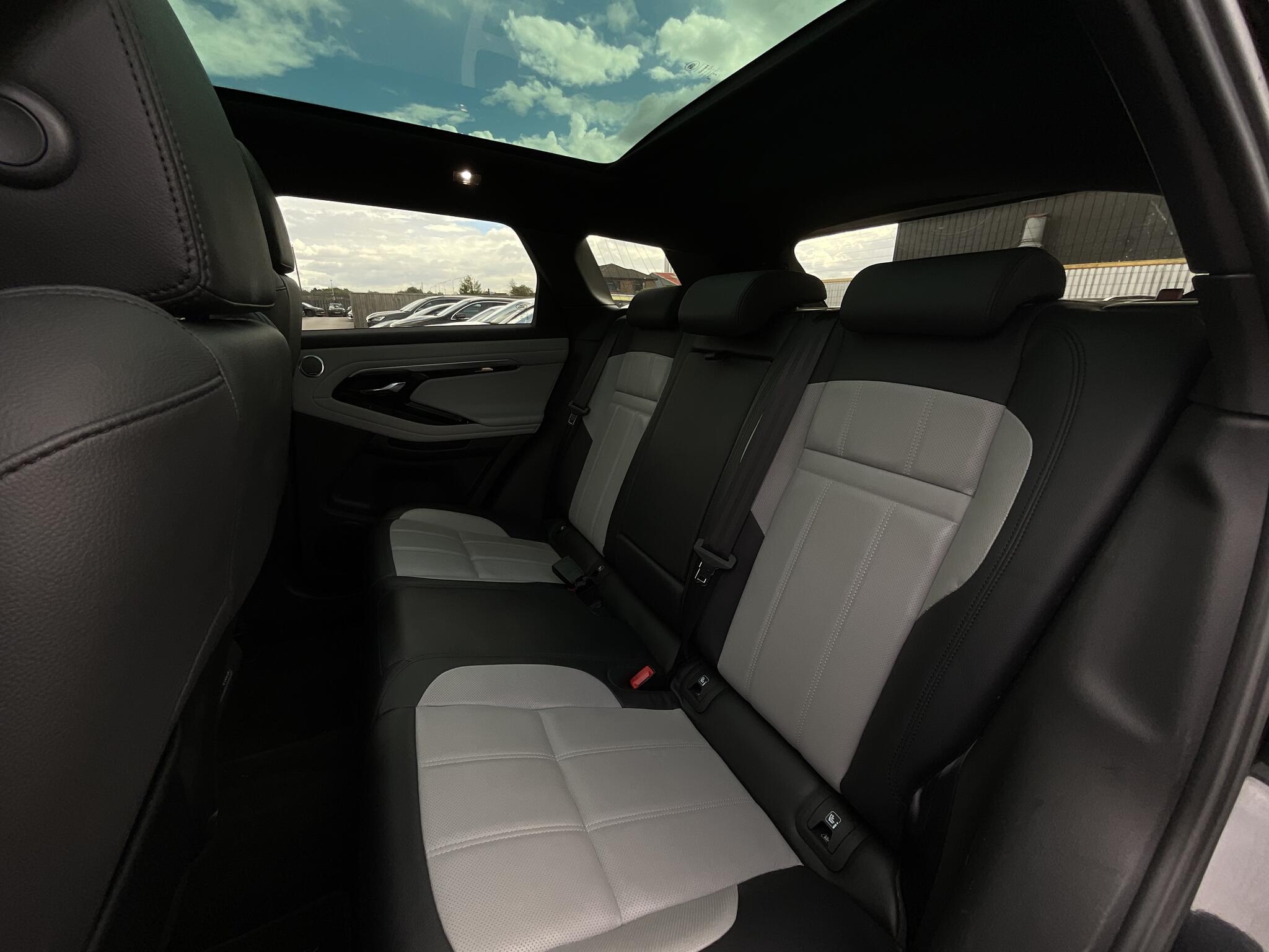 Land Rover Range Rover Evoque view 14