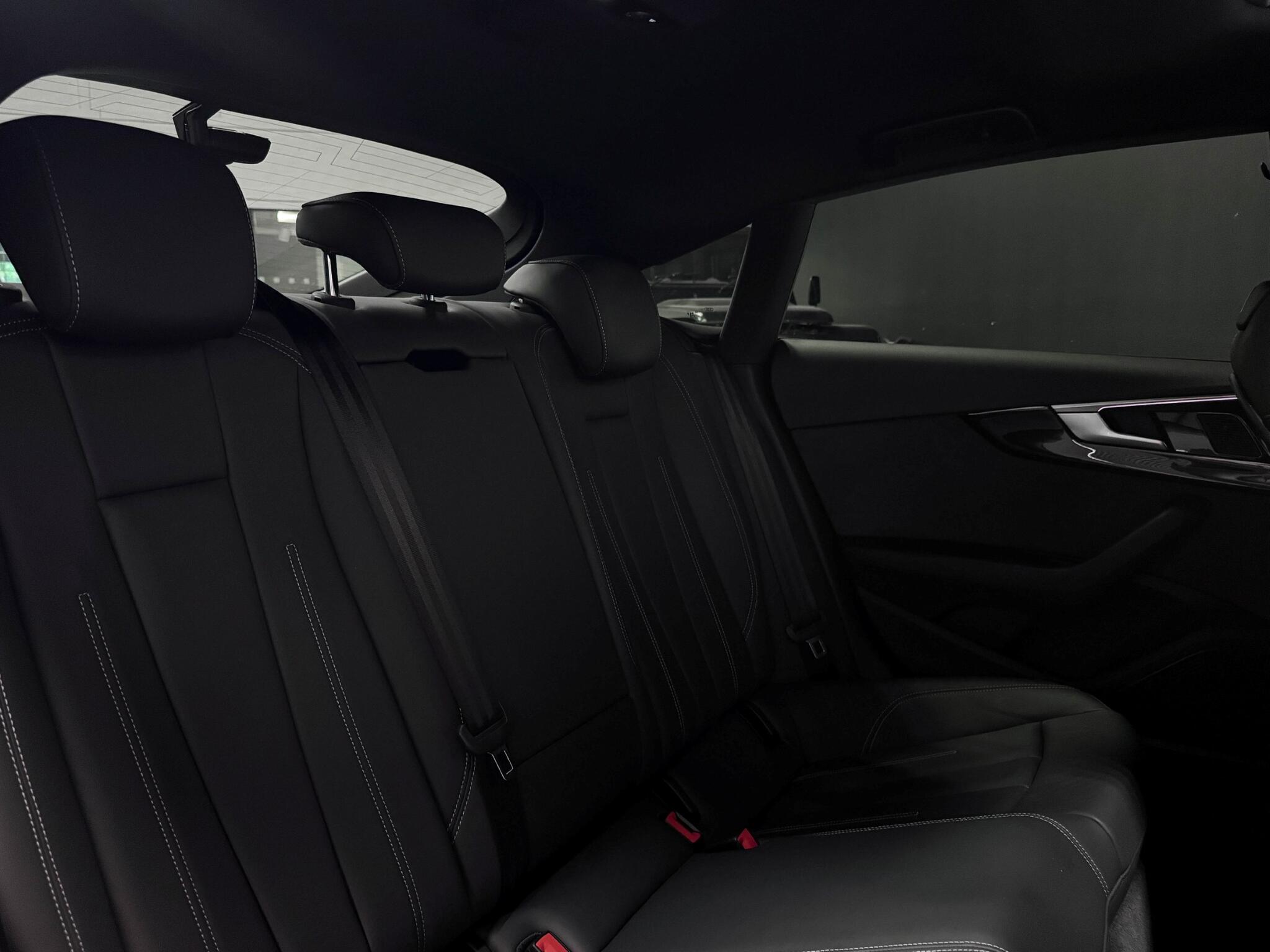 Audi A5 view 12