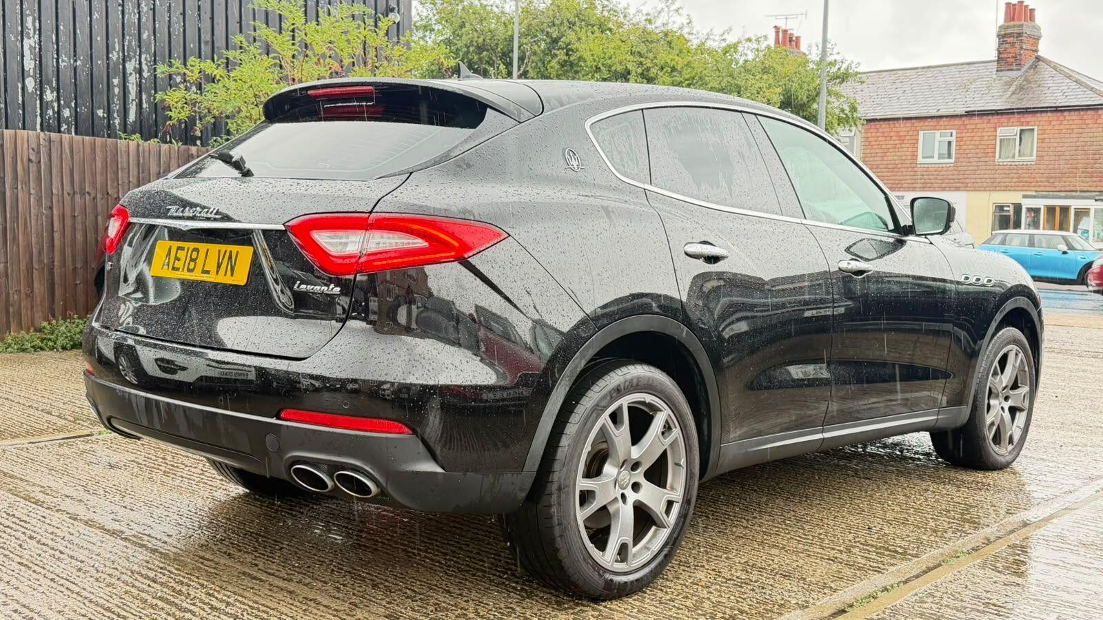 Maserati Levante view 3