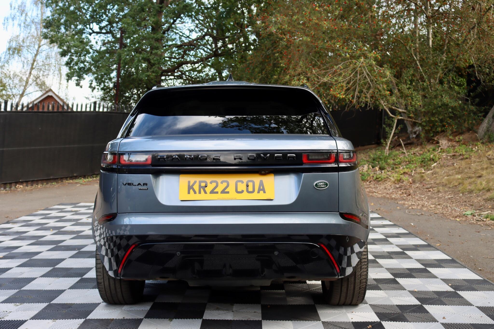 Land Rover Range Rover Velar view 19