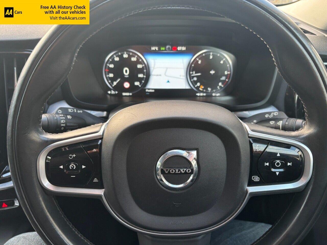 Volvo V60 view 16