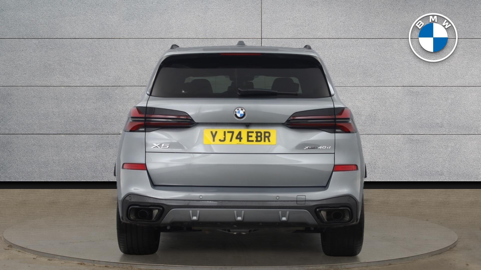 BMW X5 view 15