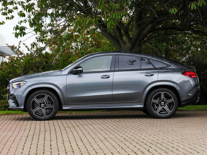 Mercedes-Benz GLE view 4