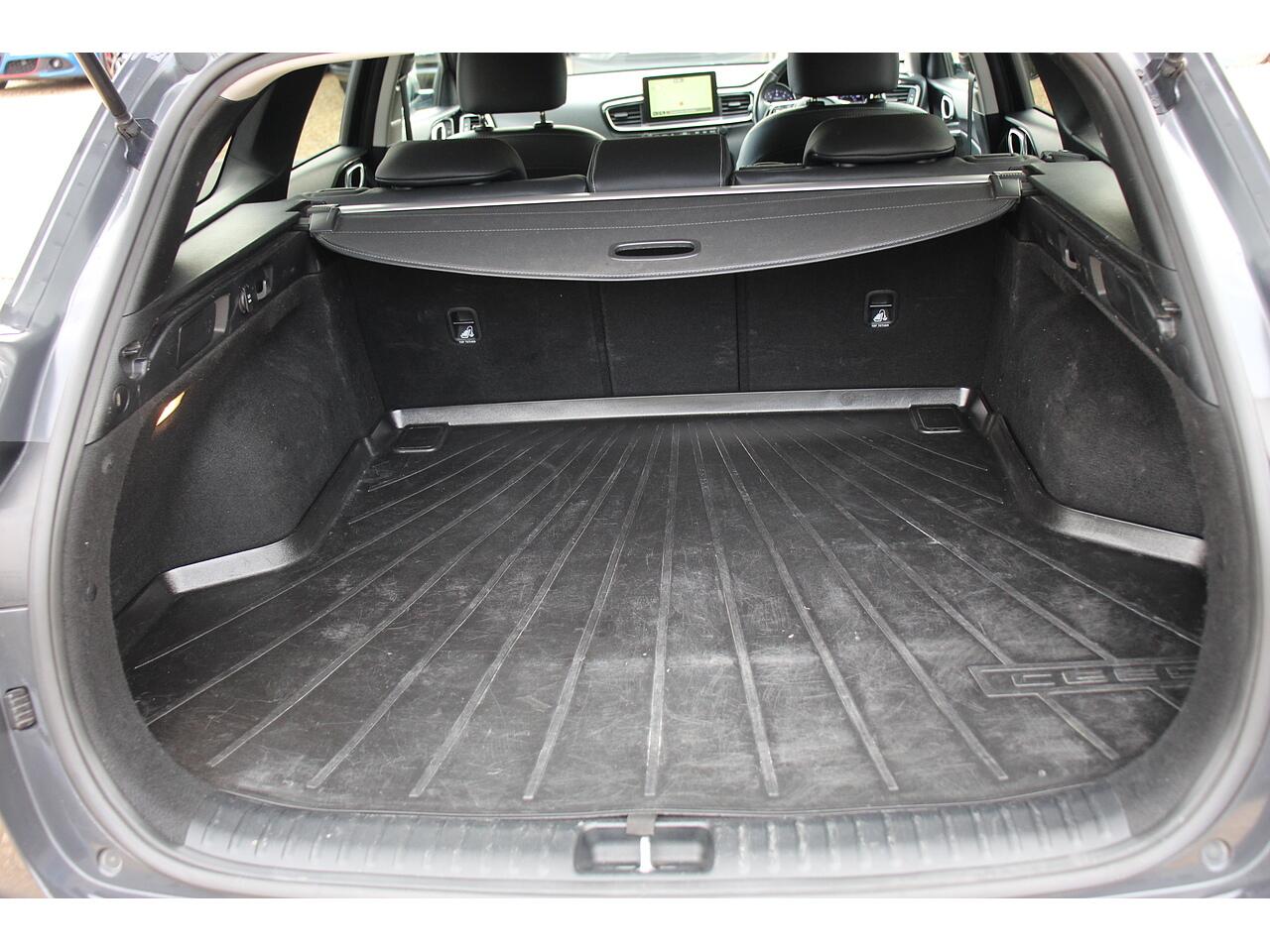 Kia Ceed view 40