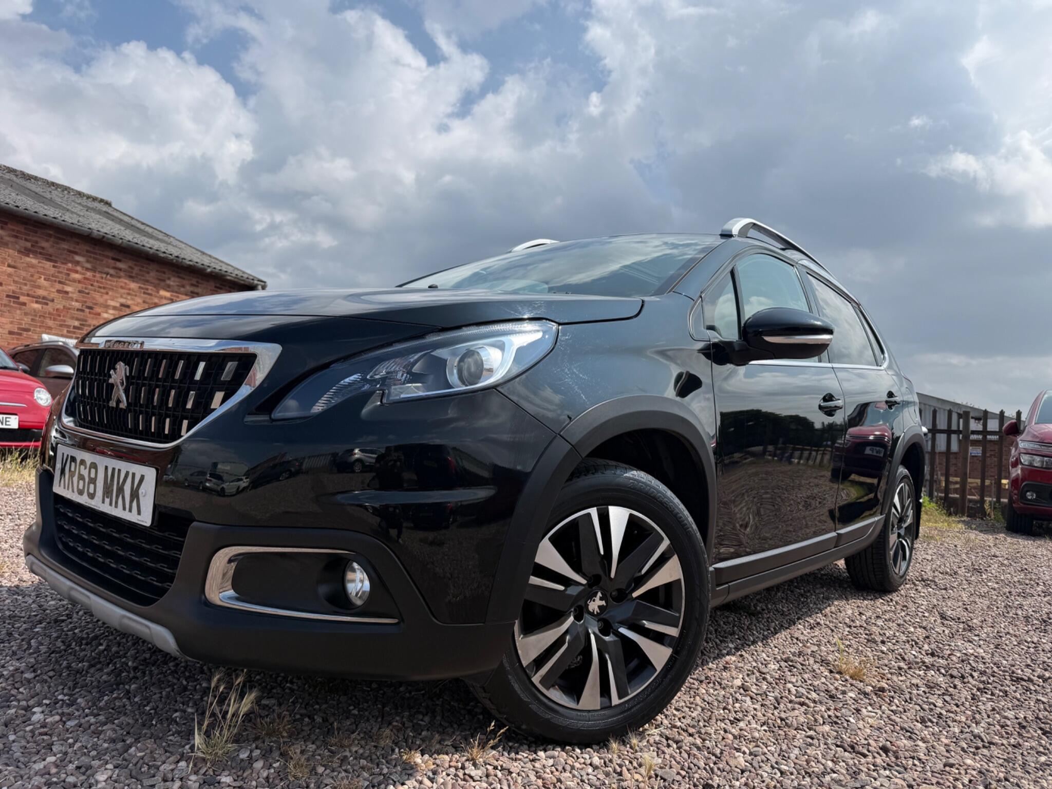 Peugeot 2008 view 6
