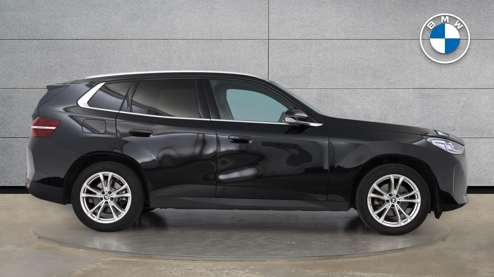 BMW X3 view 3
