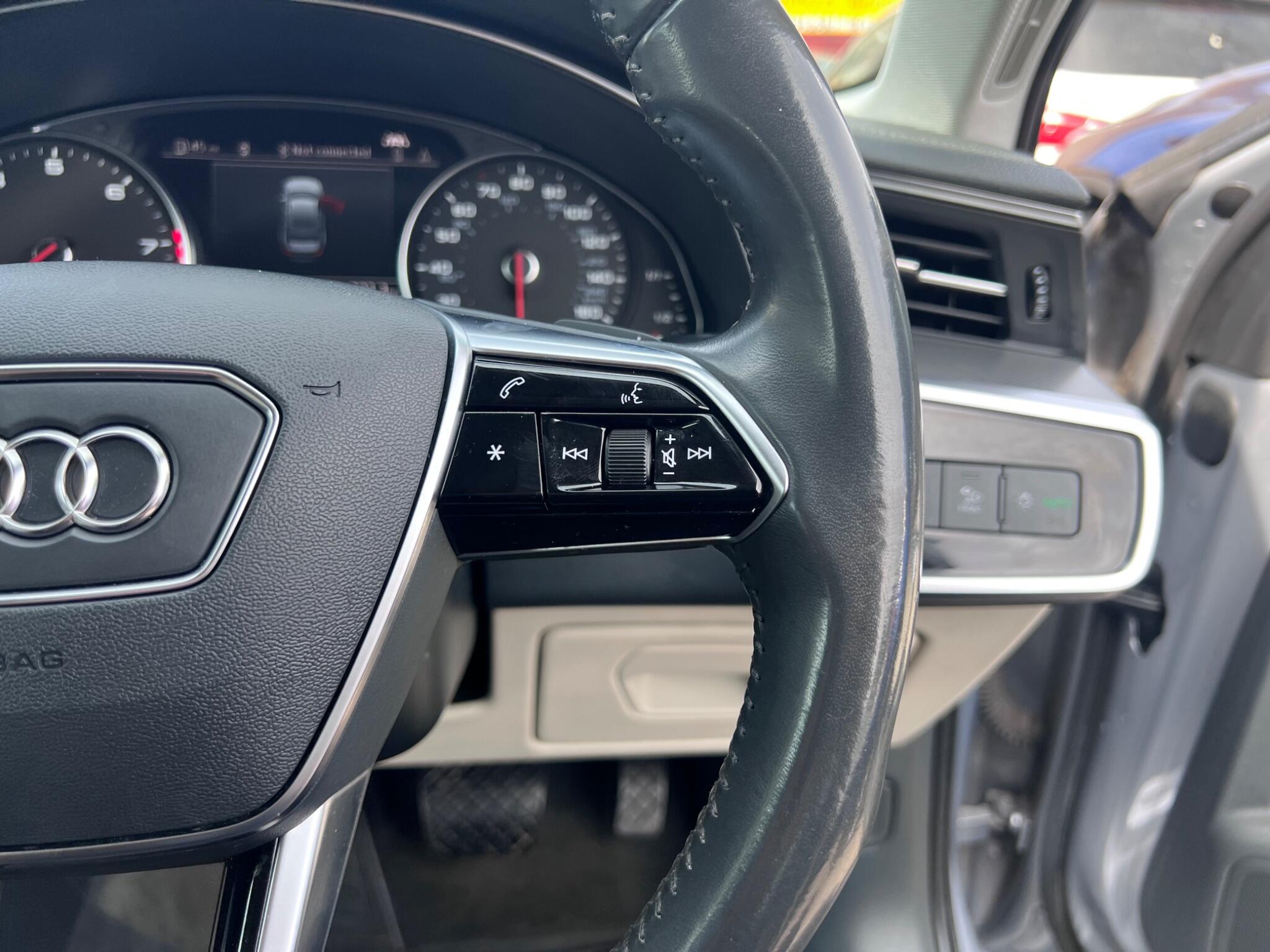 Audi A6 Saloon view 29