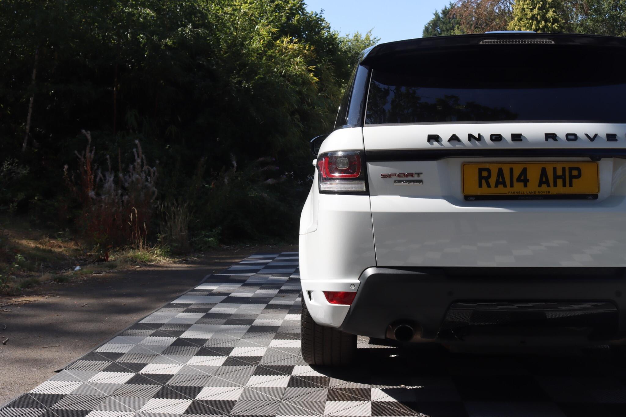 Land Rover Range Rover Sport view 43