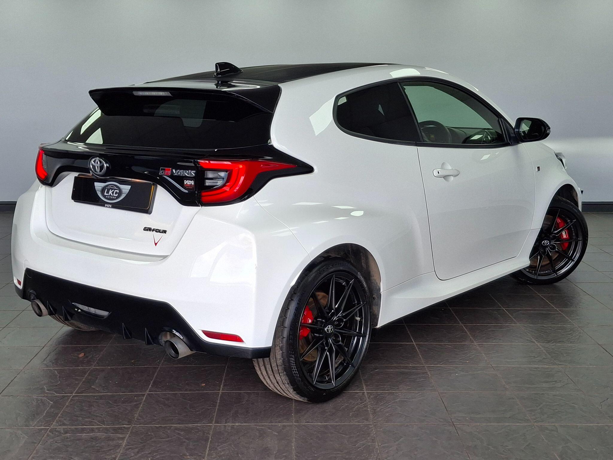 Toyota Yaris view 19