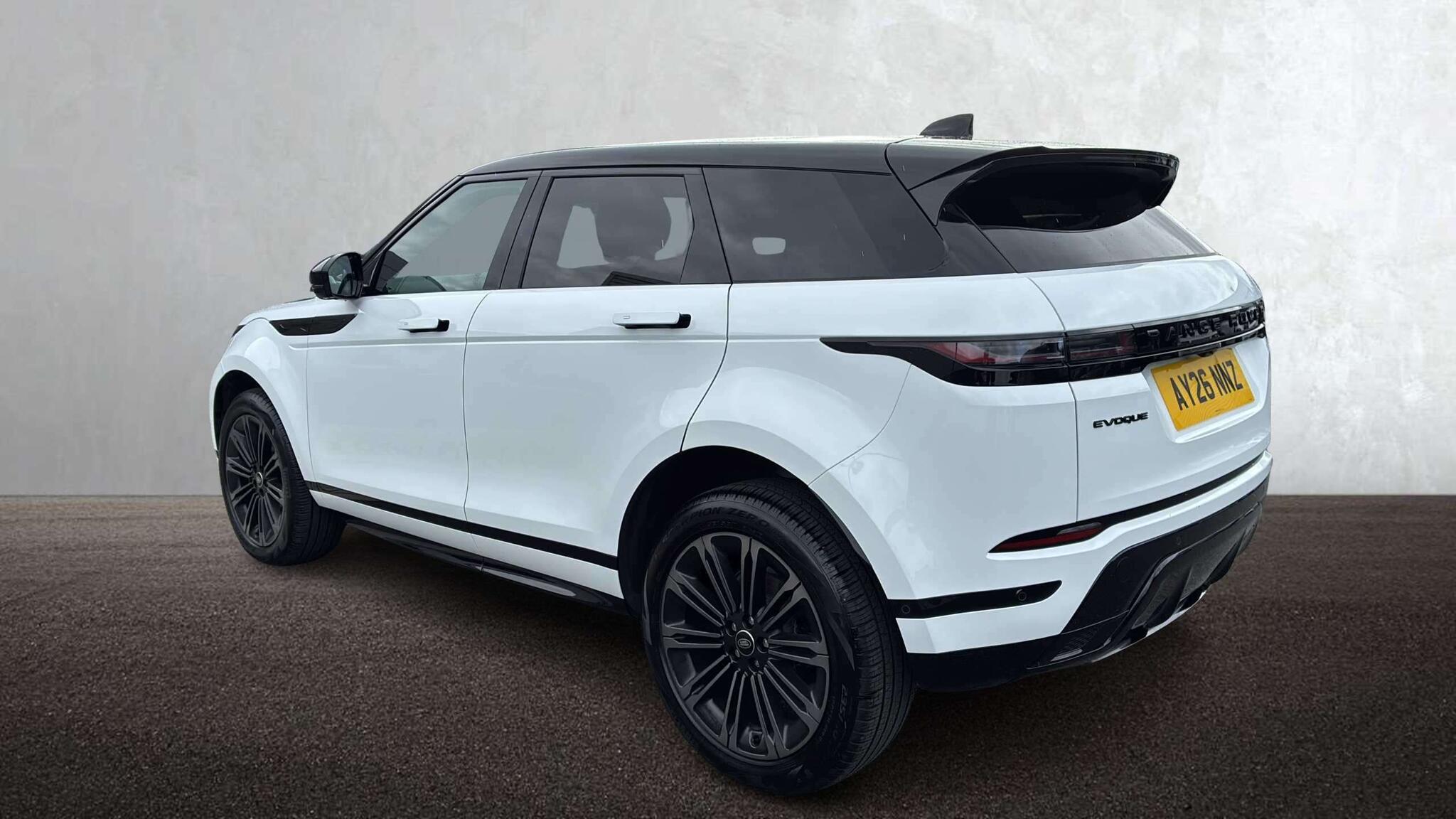 Land Rover Range Rover Evoque view 2