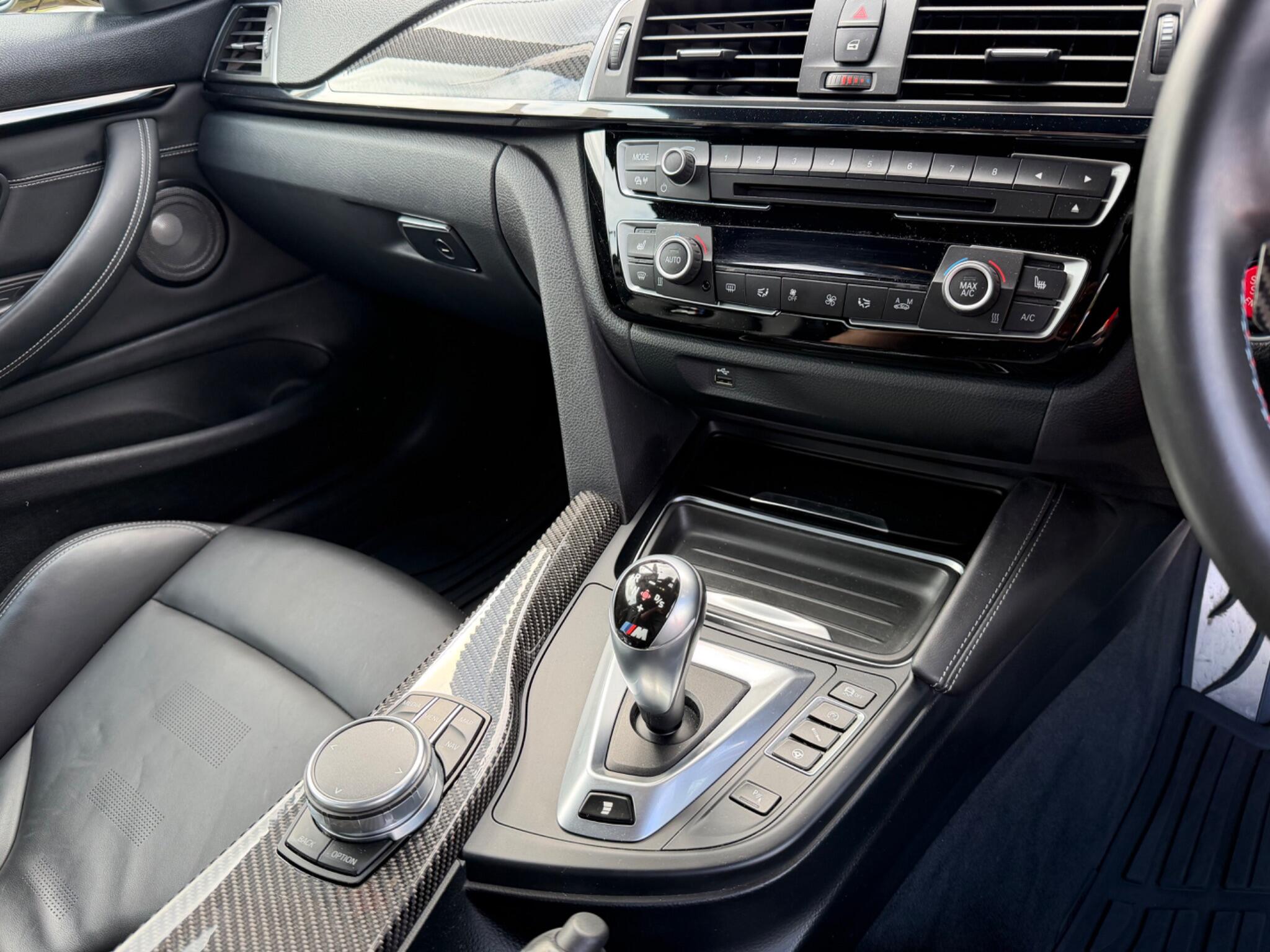 BMW M4 view 24