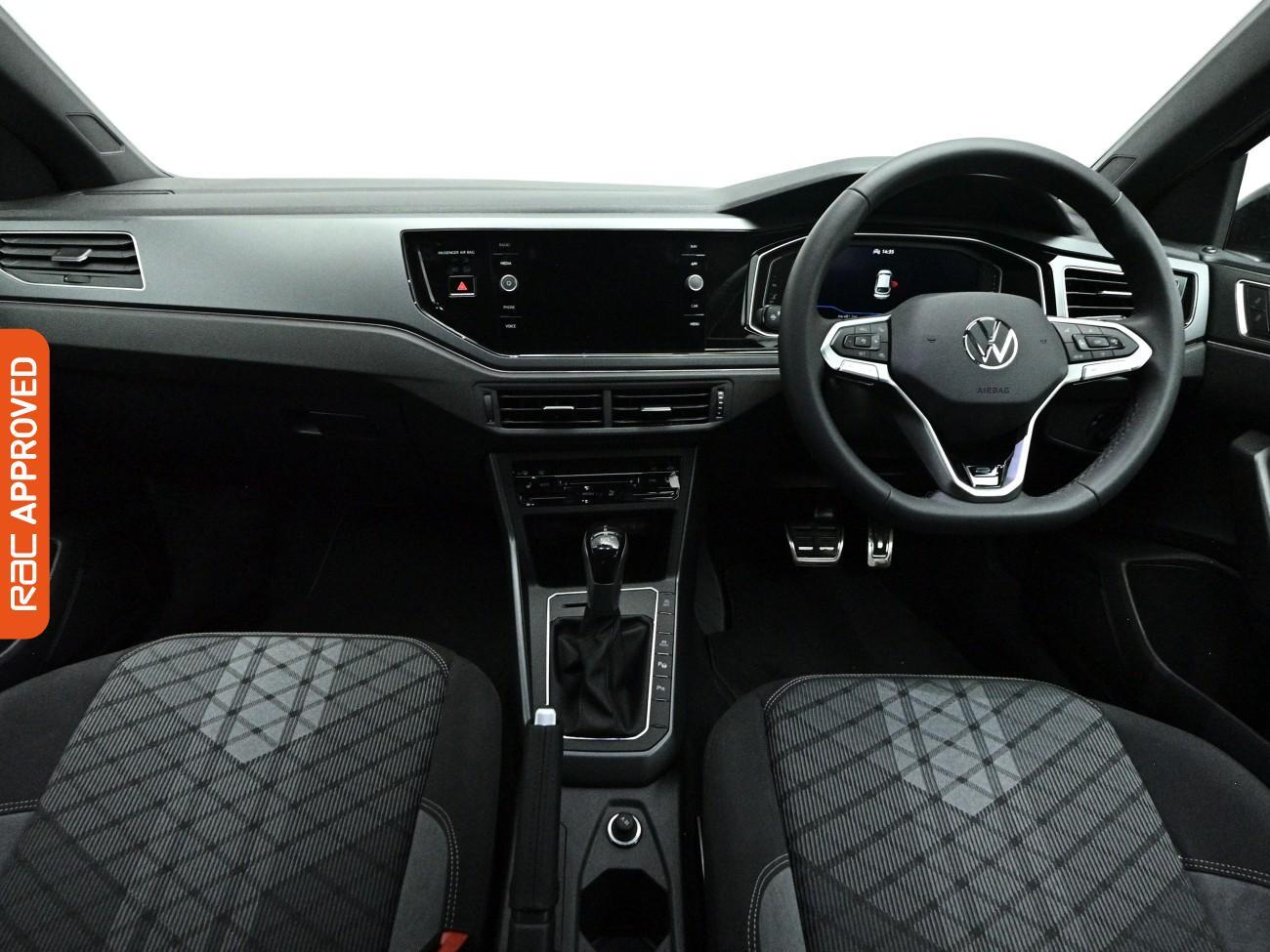 Volkswagen Taigo view 2