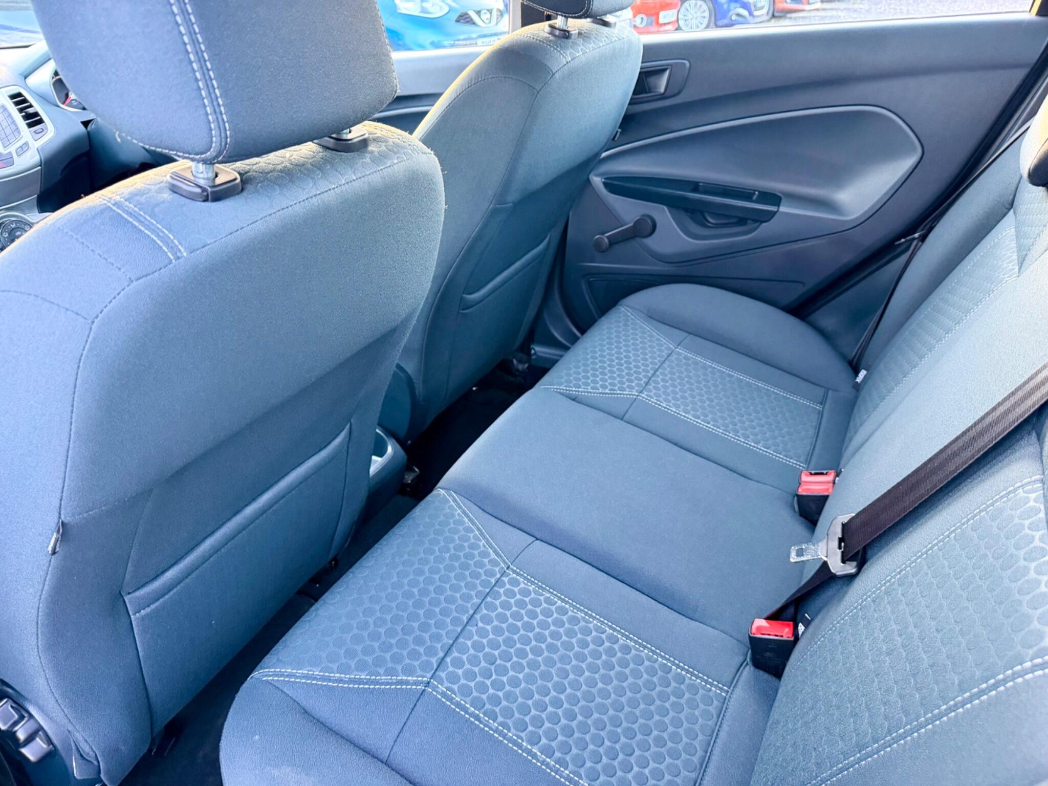Ford Fiesta view 30