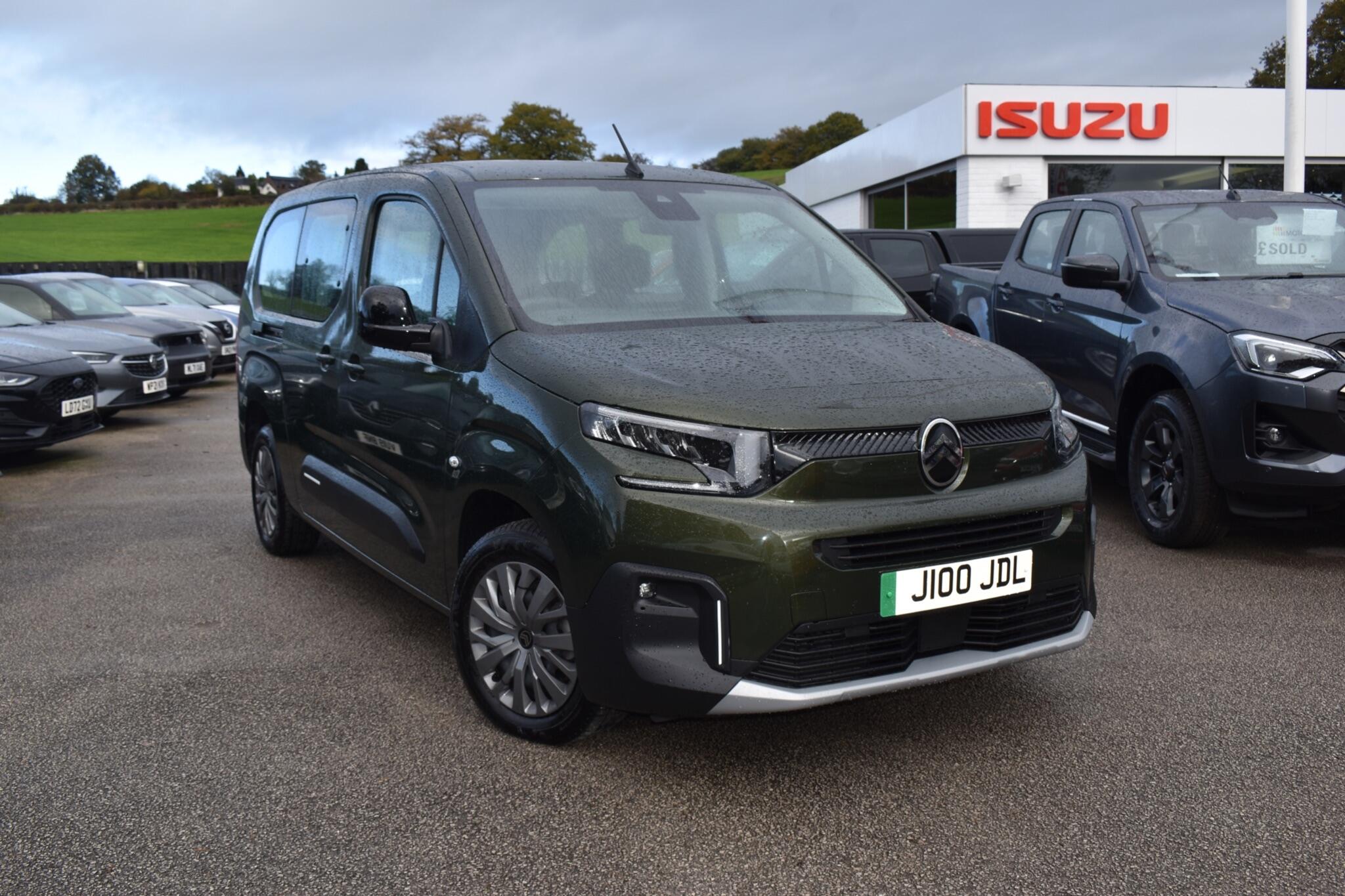 e-Berlingo - 52kWh PLUS XL Auto 5dr (7.4kW Charger) - Image 3