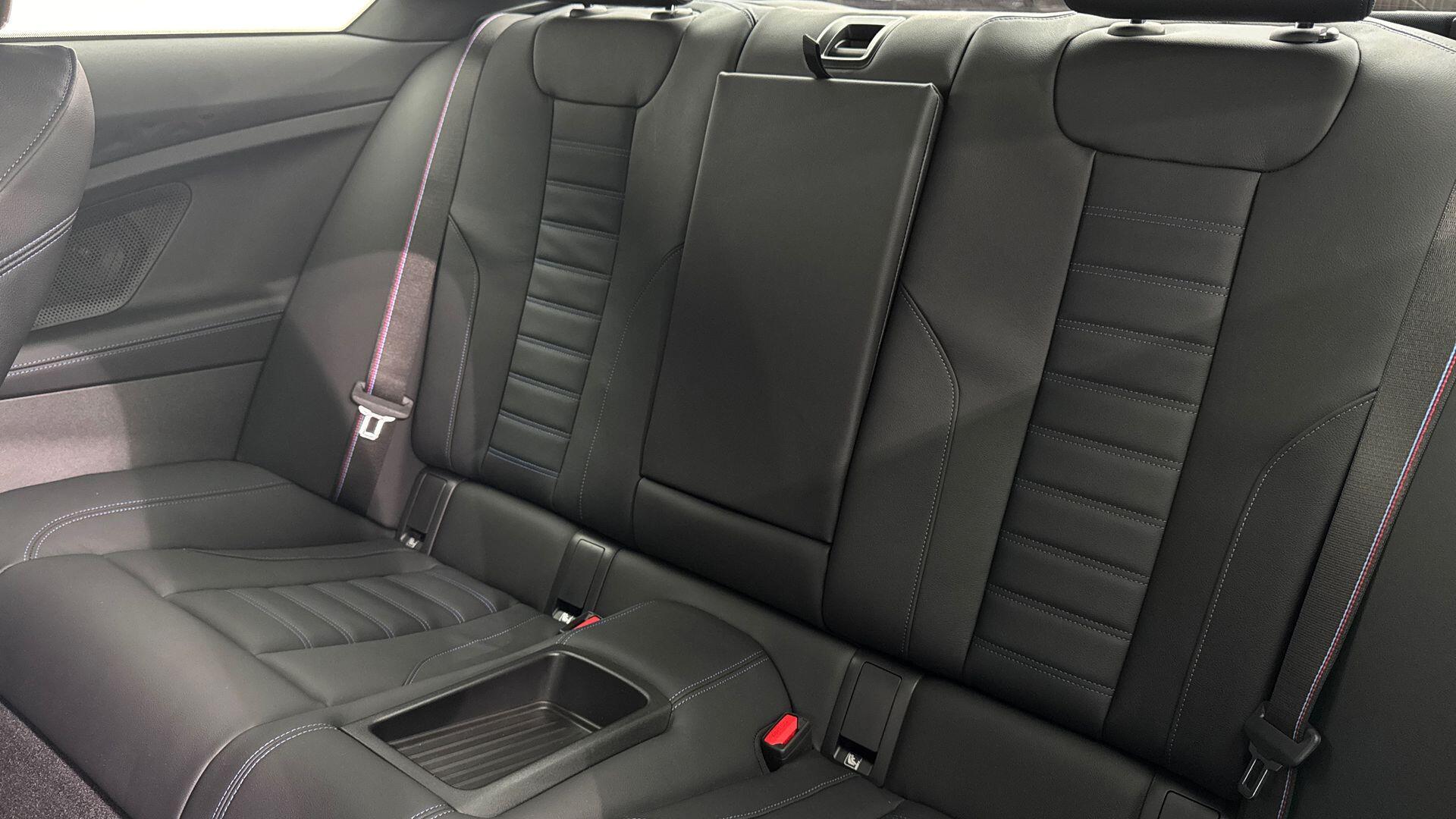 BMW 2 Series view 19