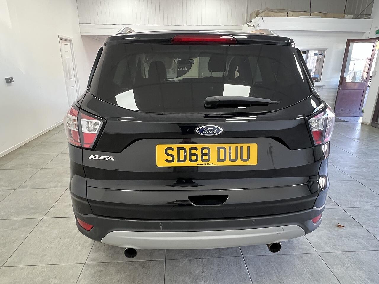 Ford Kuga view 4