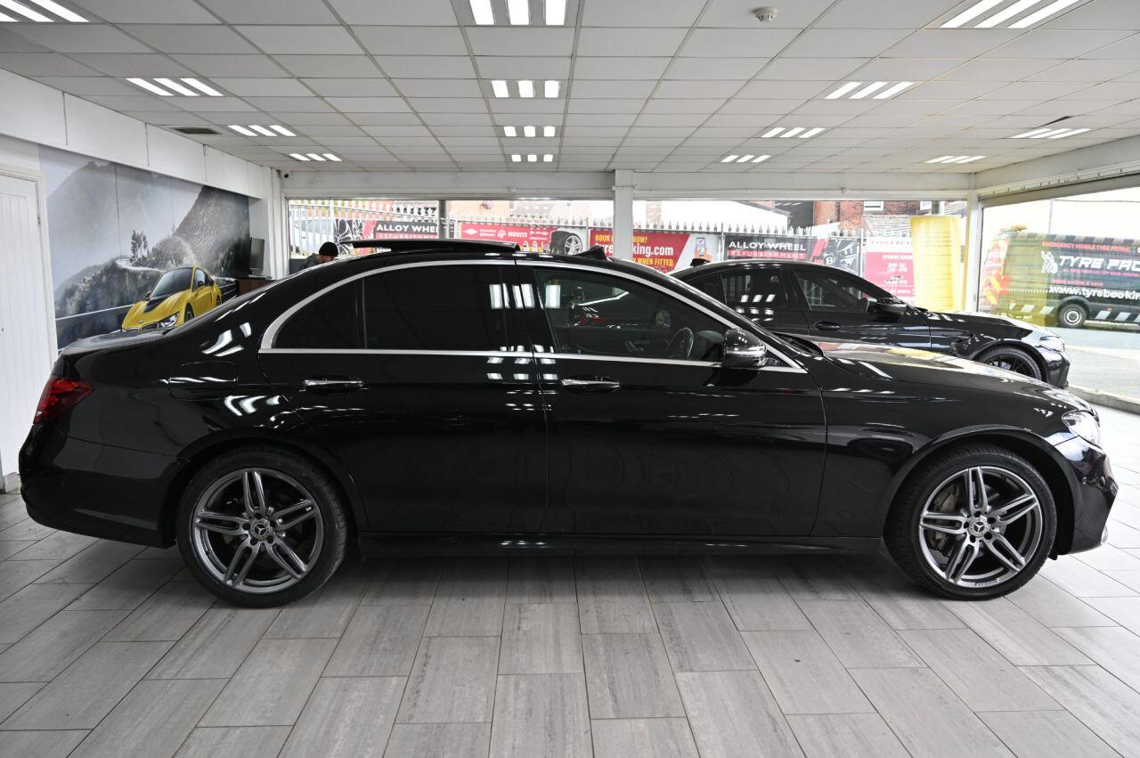 Mercedes-Benz E Class view 3
