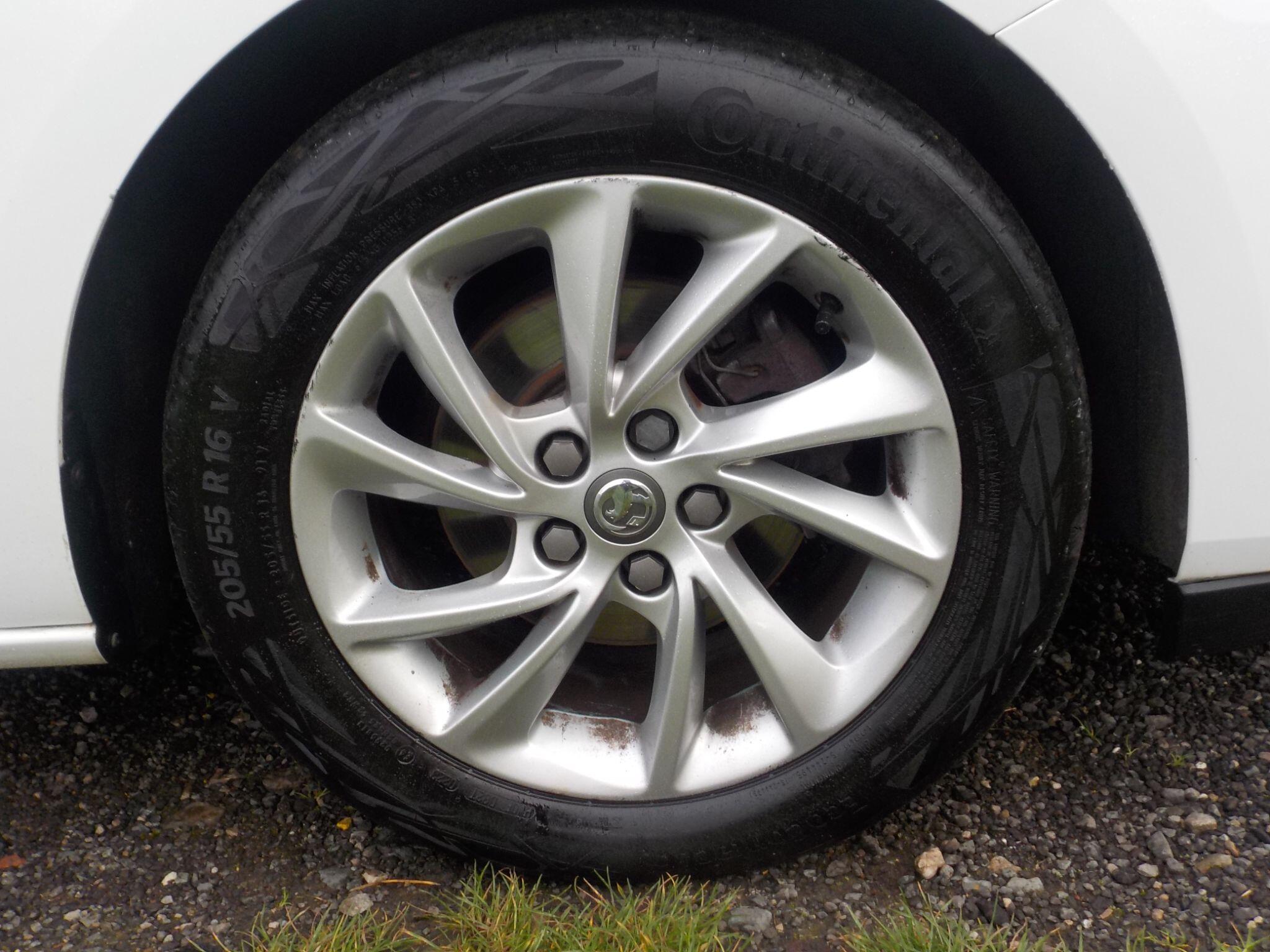 Vauxhall Astra 1.5 Turbo D SE Sports Tourer Euro 6 (s/s) 5dr