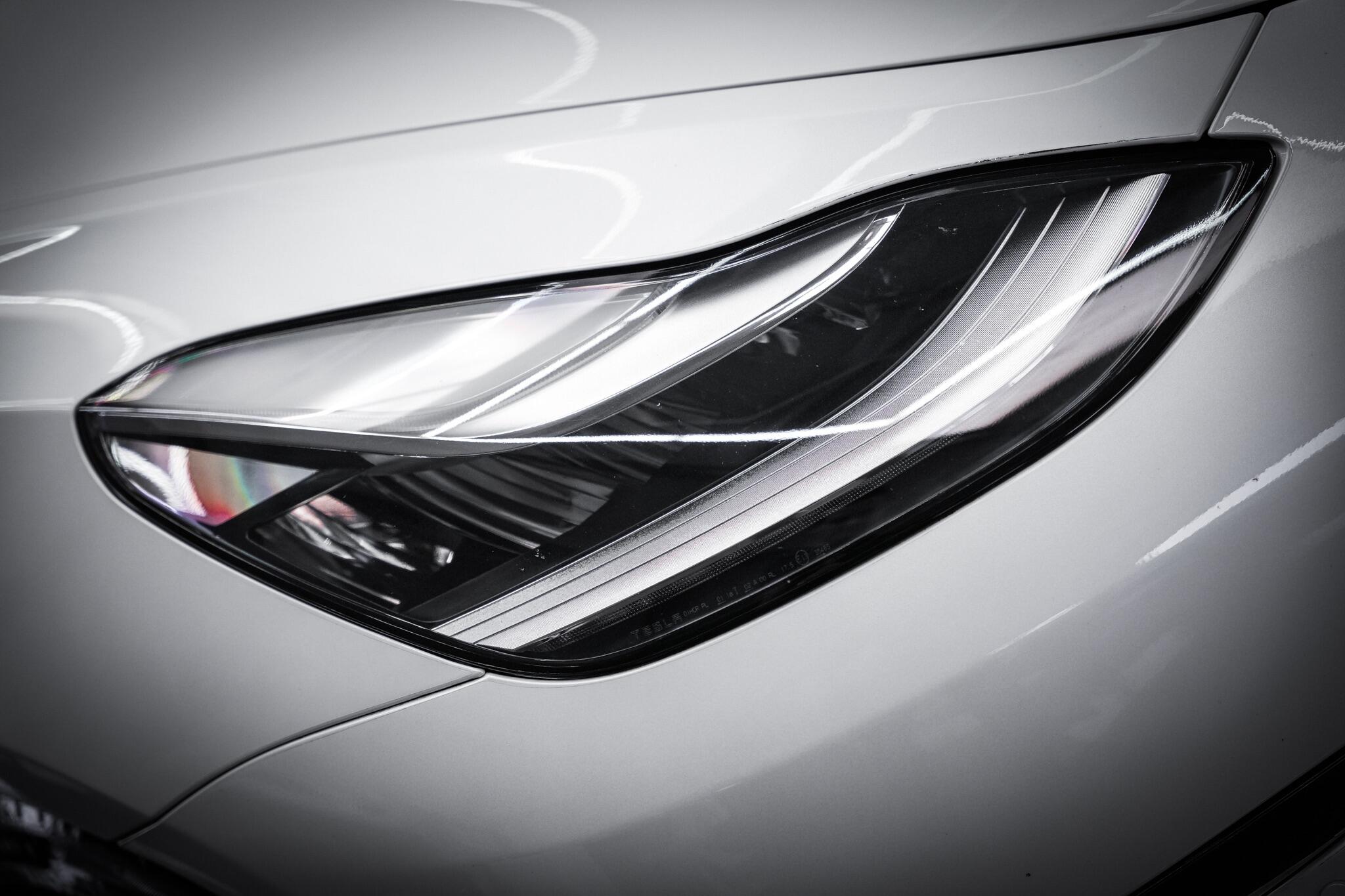 Tesla Model 3 view 33